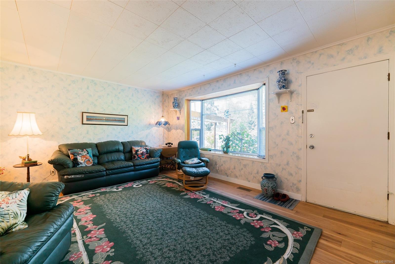 $659,900 - 1611 Morey Rd<br>British Columbia, V9S 1J6