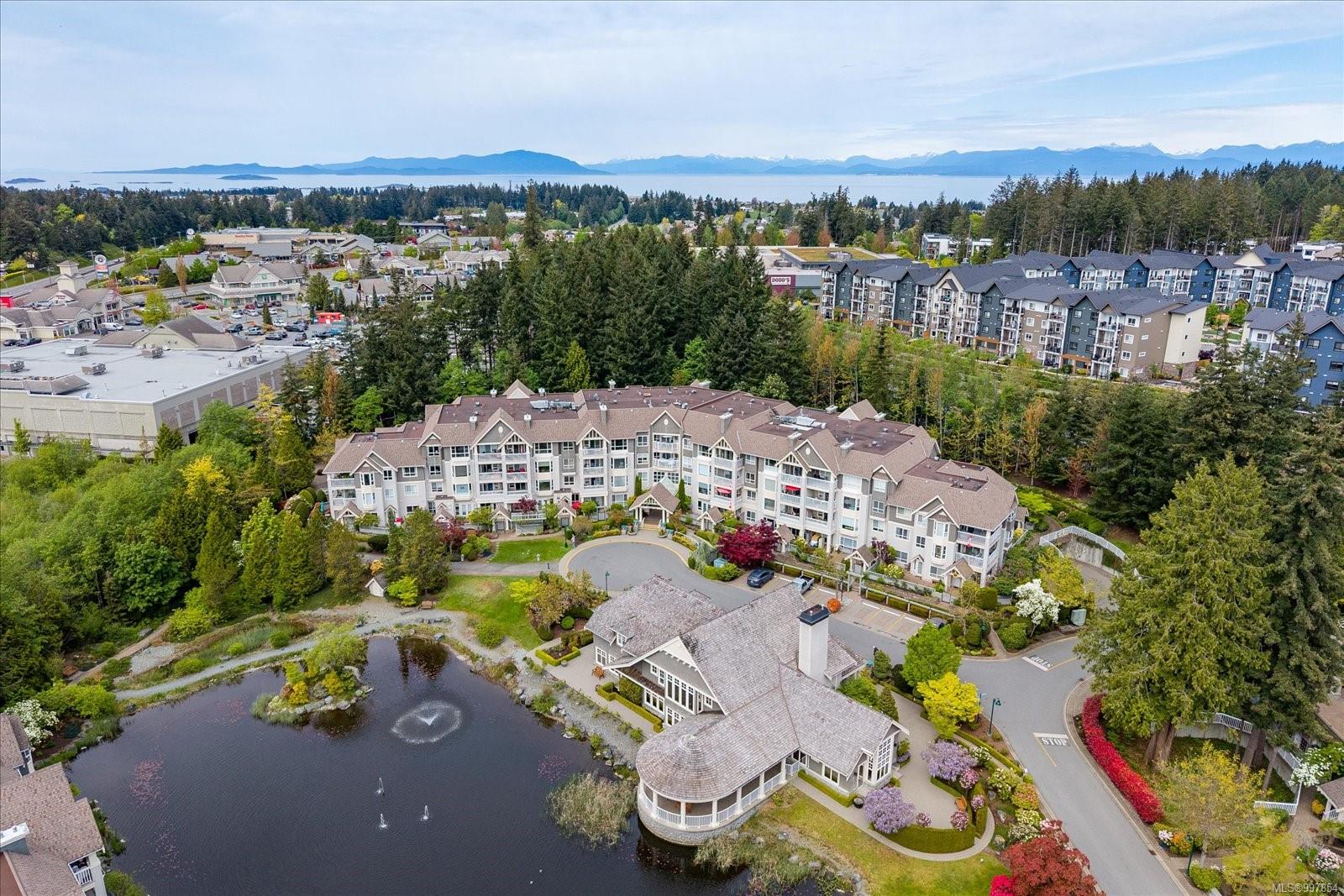 $575,000 - 5620 Edgewater Lane<br>British Columbia, V9T 6K1