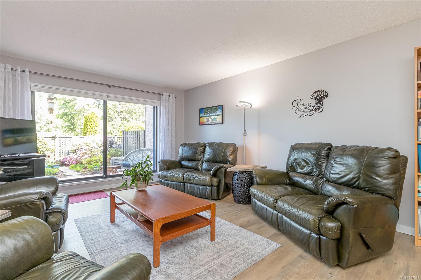$449,000 - 130 Sunningdale Rd<br>British Columbia, V9K 1P9