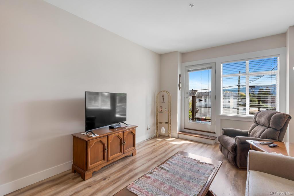 $375,000 - 5822 Garden St<br>British Columbia, V9L 3V3