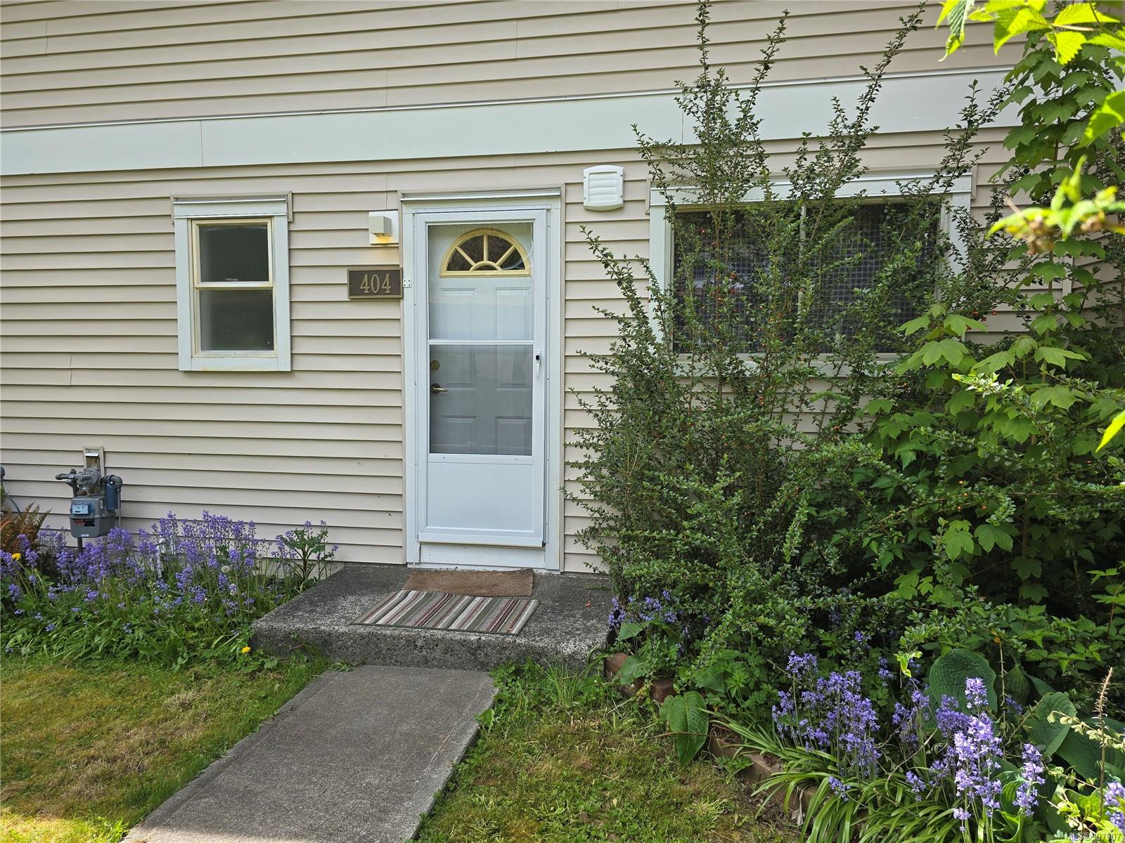 $249,400 - 404 Haida Ave<br>British Columbia, V0N 2N0