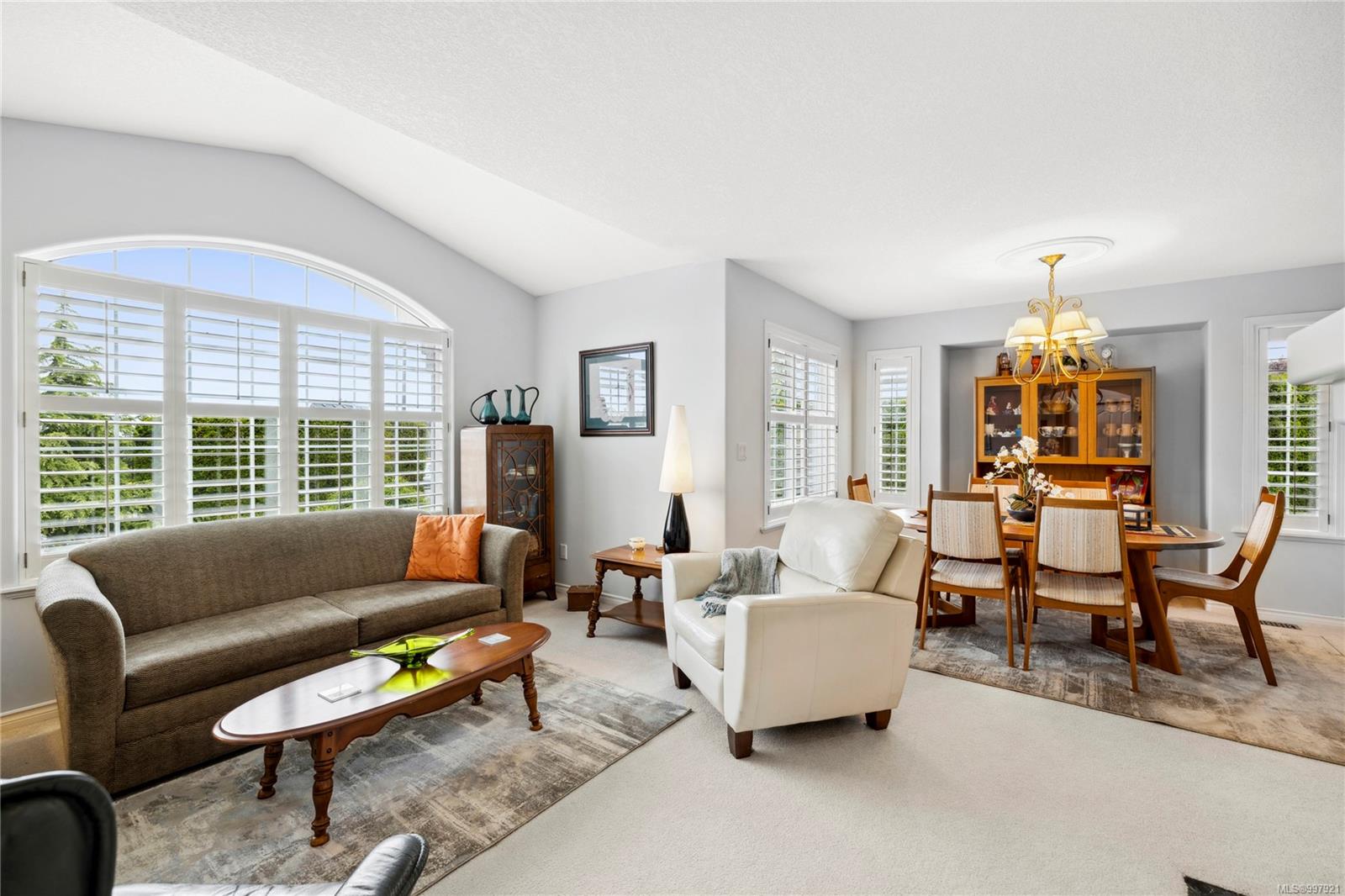 $954,900 - 1084 Aery View Way<br>British Columbia, V9P 2N9