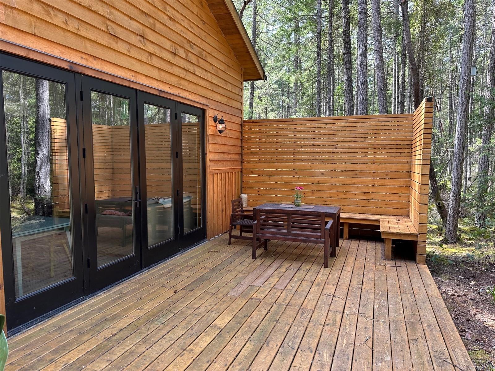 $799,000 - 271 James Way<br>British Columbia, V0R 1X1