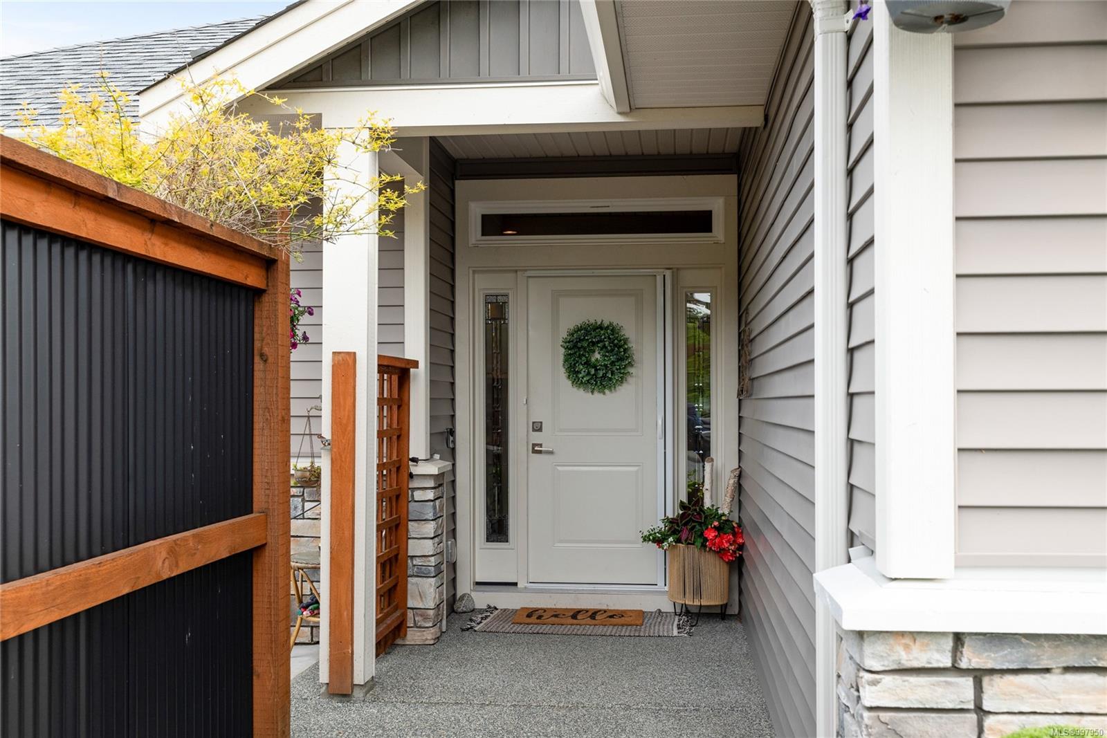 $1,290,000 - 606 Nottingham Dr<br>British Columbia, V9T 0C3