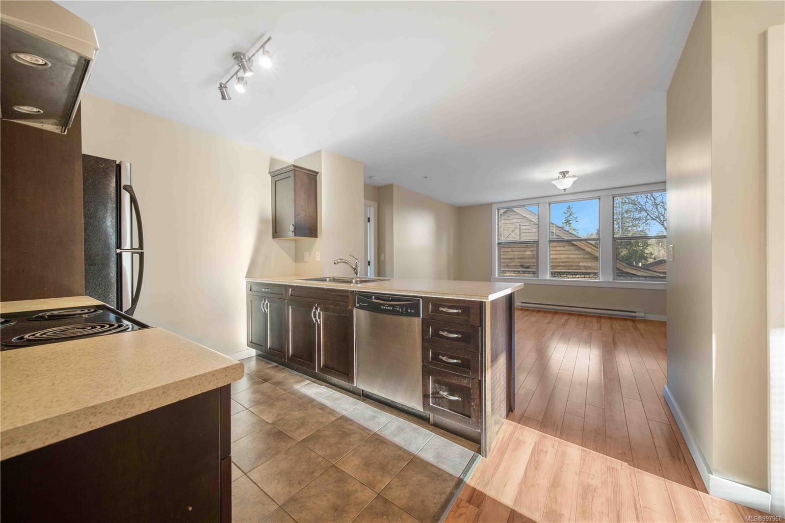 $1,235,000 - 5281 Rutherford Rd<br>British Columbia, V9T 5N9