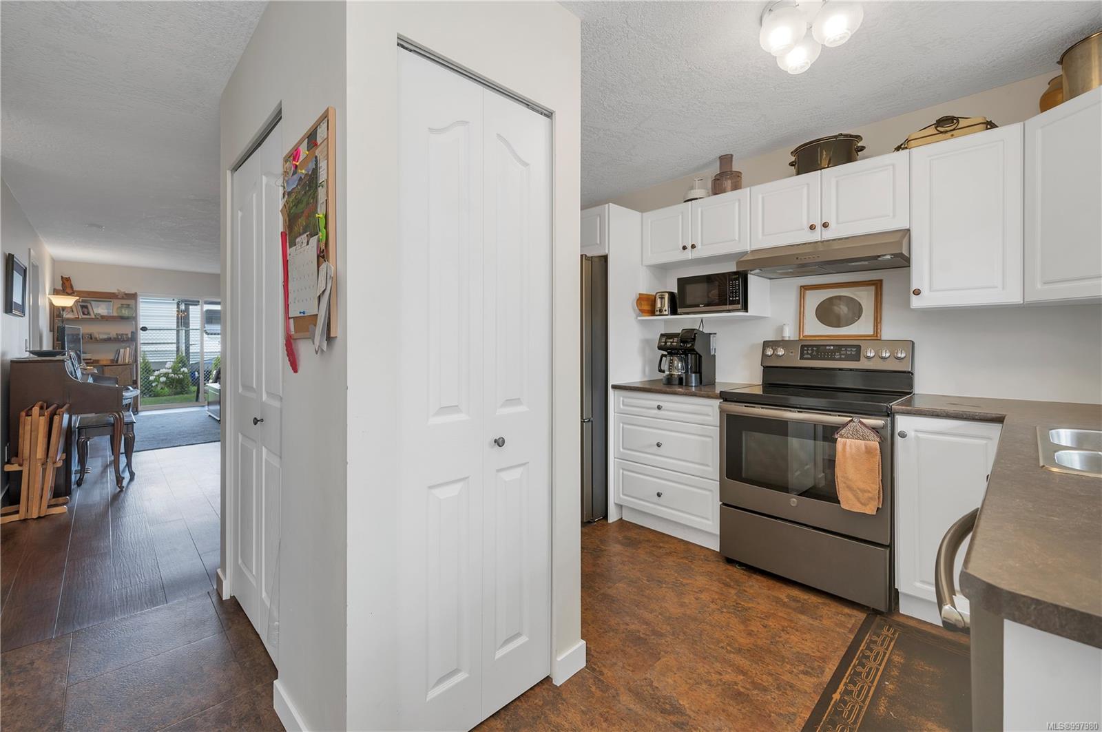 $367,900 - 2317 Dalton Rd<br>British Columbia, V9W 1H7