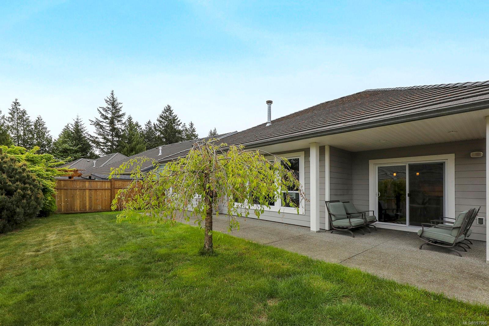$1,065,000 - 2278 Idiens Way<br>British Columbia, V9N 4A2