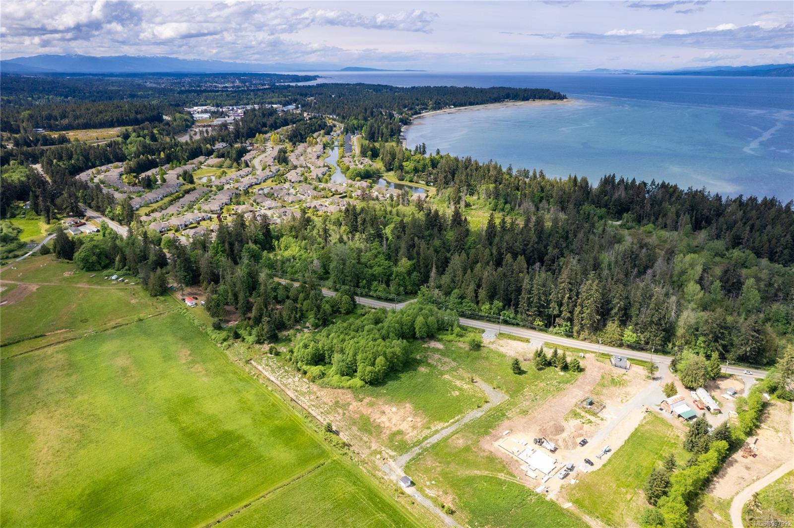 $749,000 - C Northwest Bay Rd<br>British Columbia, V9P 9C3