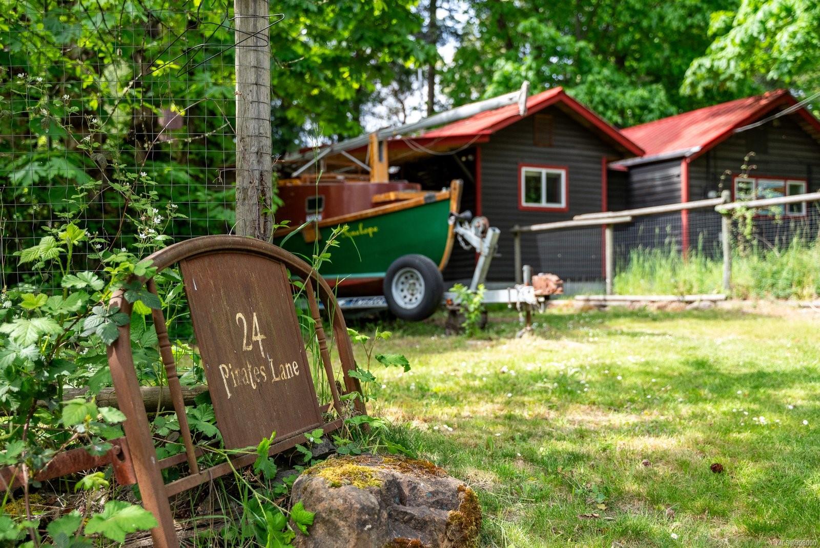 $449,000 - 24 Pirates Lane<br>British Columbia, V9R 6R1