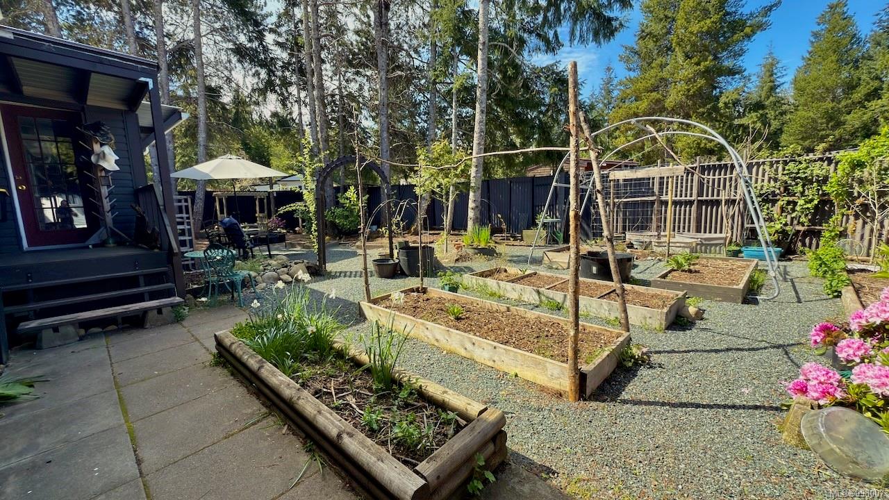$399,900 - 2130 Errington Rd<br>British Columbia, V0R 1V0