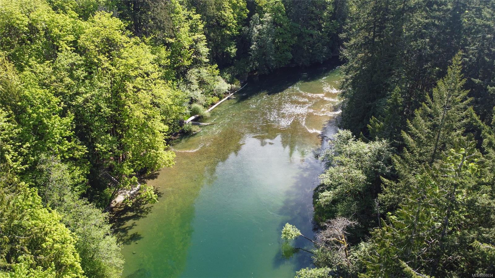 $469,000 - 7965 Greendale Rd<br>British Columbia, V0R 2G0