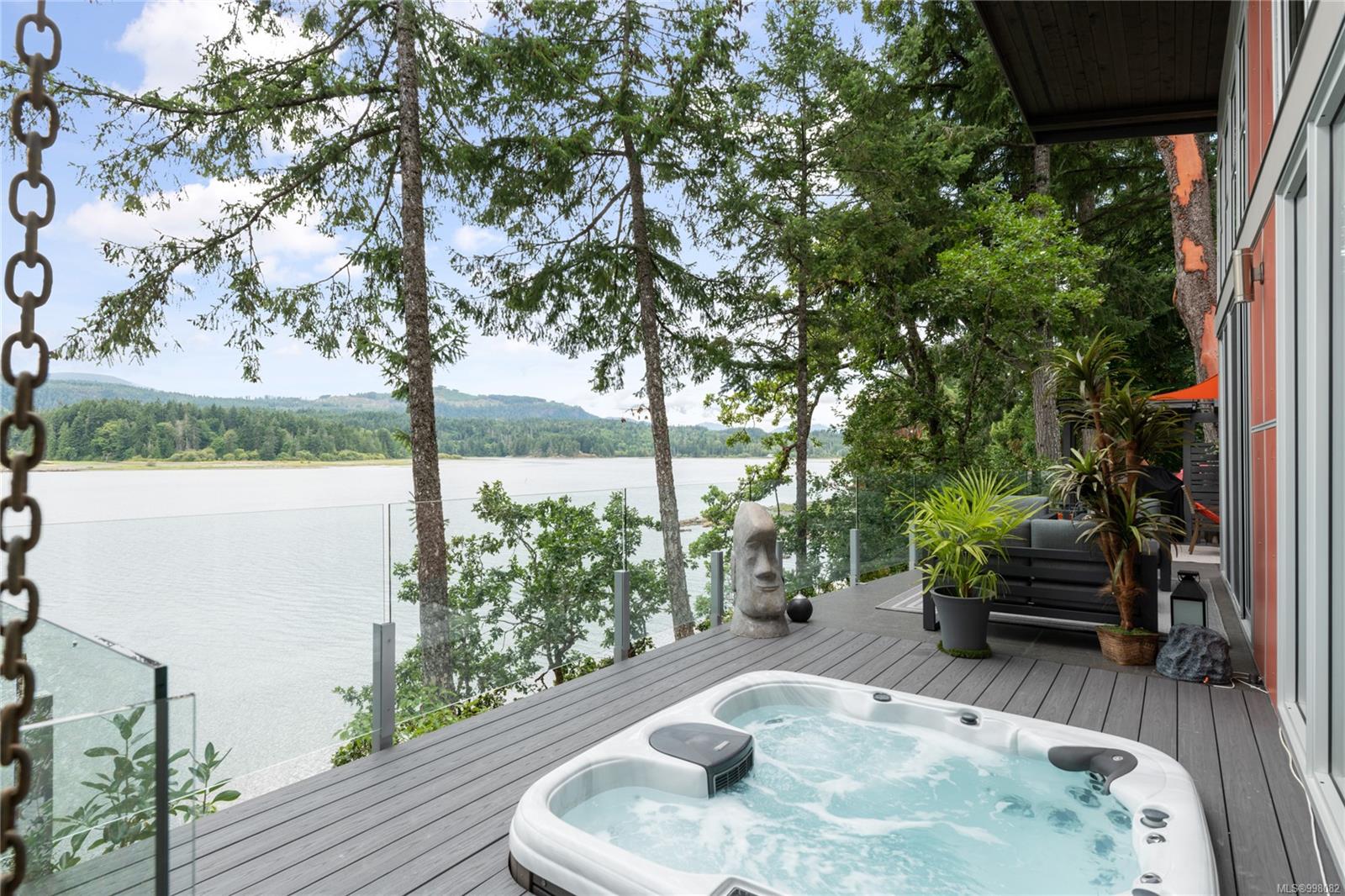 $2,685,000 - 4991 Reiber Rd<br>British Columbia, V9G 1L6