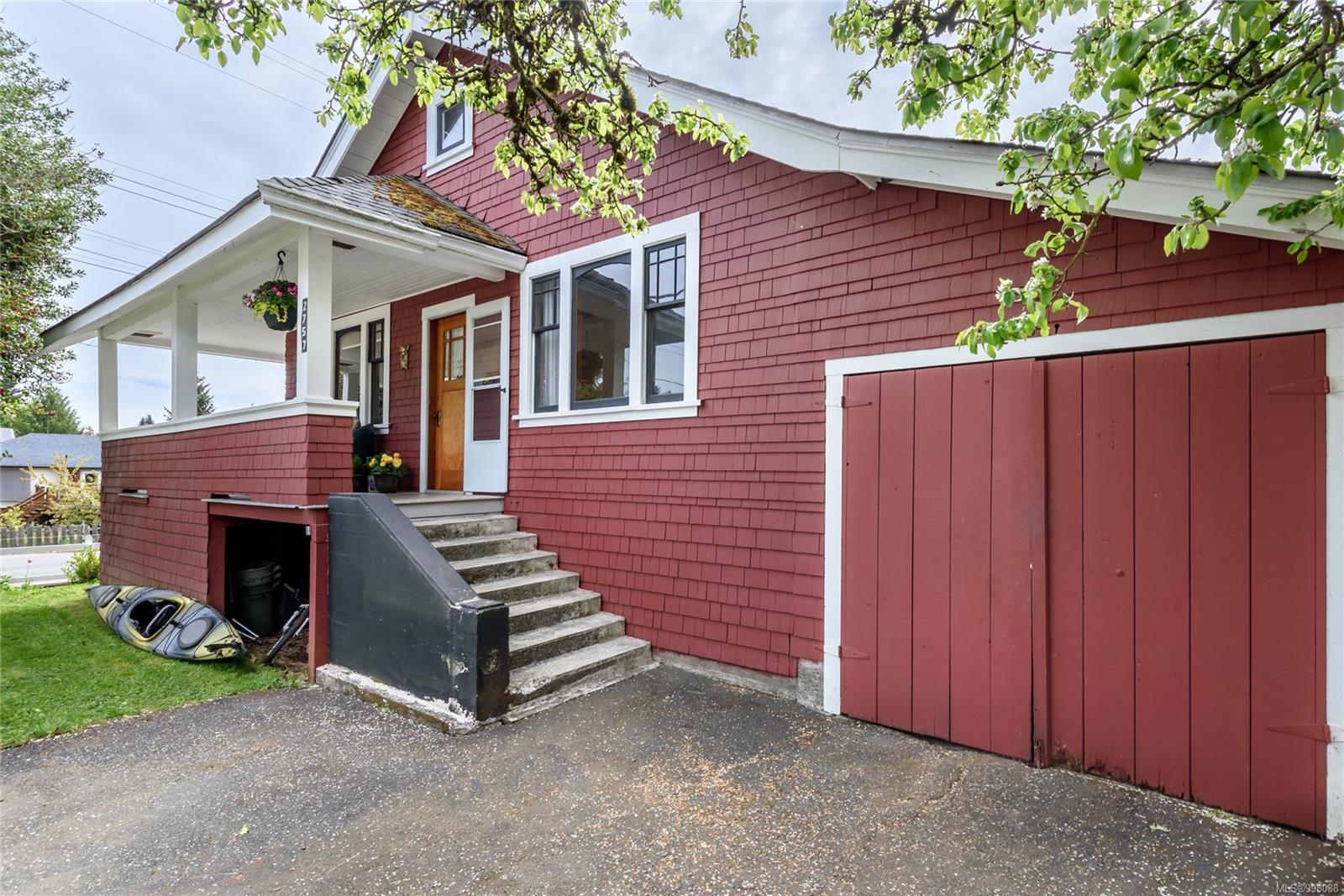 $899,000 - 2757 Windermere Ave<br>British Columbia, V0R 1S0