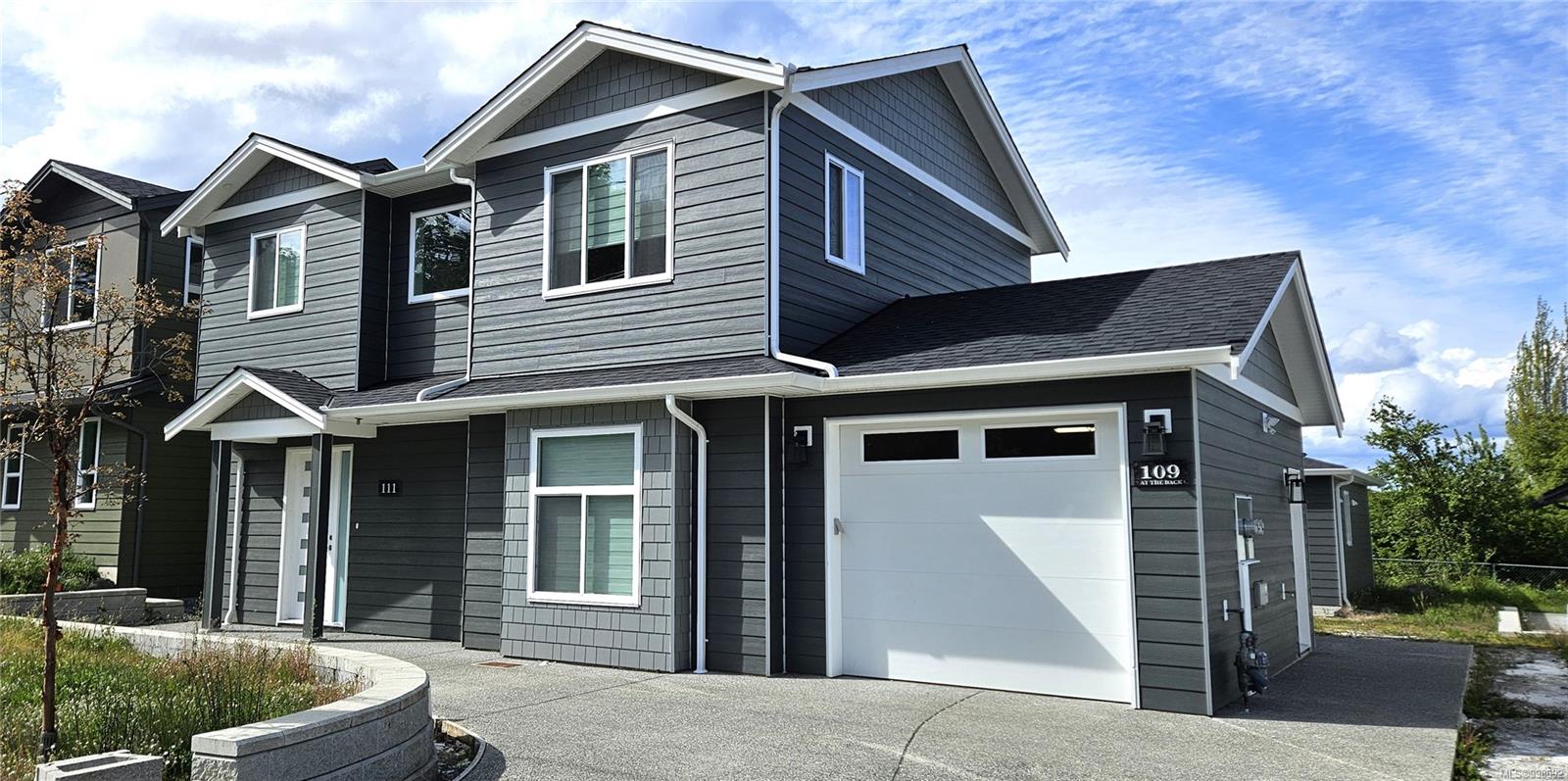 $949,900 - 111 DESPARD Ave<br>British Columbia, V9P 1L4