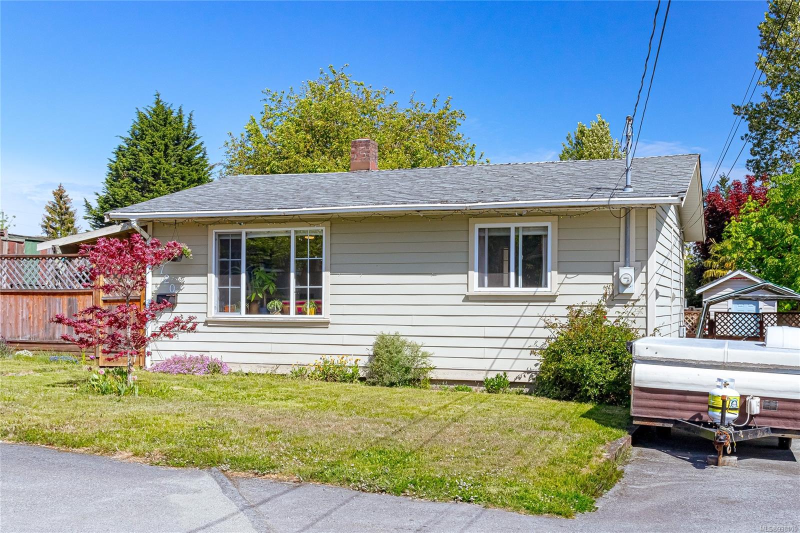 $549,900 - 720 Oakley St<br>British Columbia, V9S 1Z8