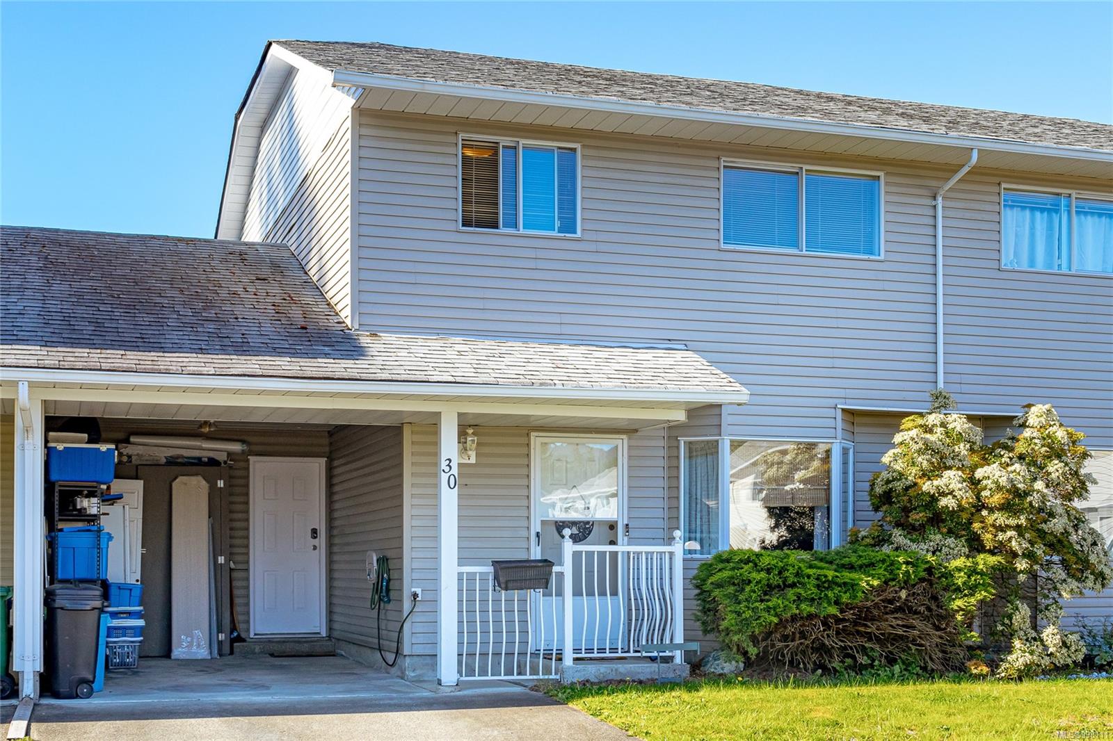 $459,900 - 6135 Ryall Rd<br>British Columbia, V9L 2H6