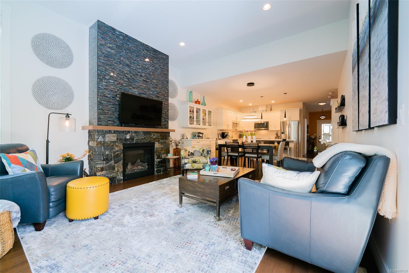 $799,900 - 4989 Currie Pl<br>British Columbia, V9V 0B3