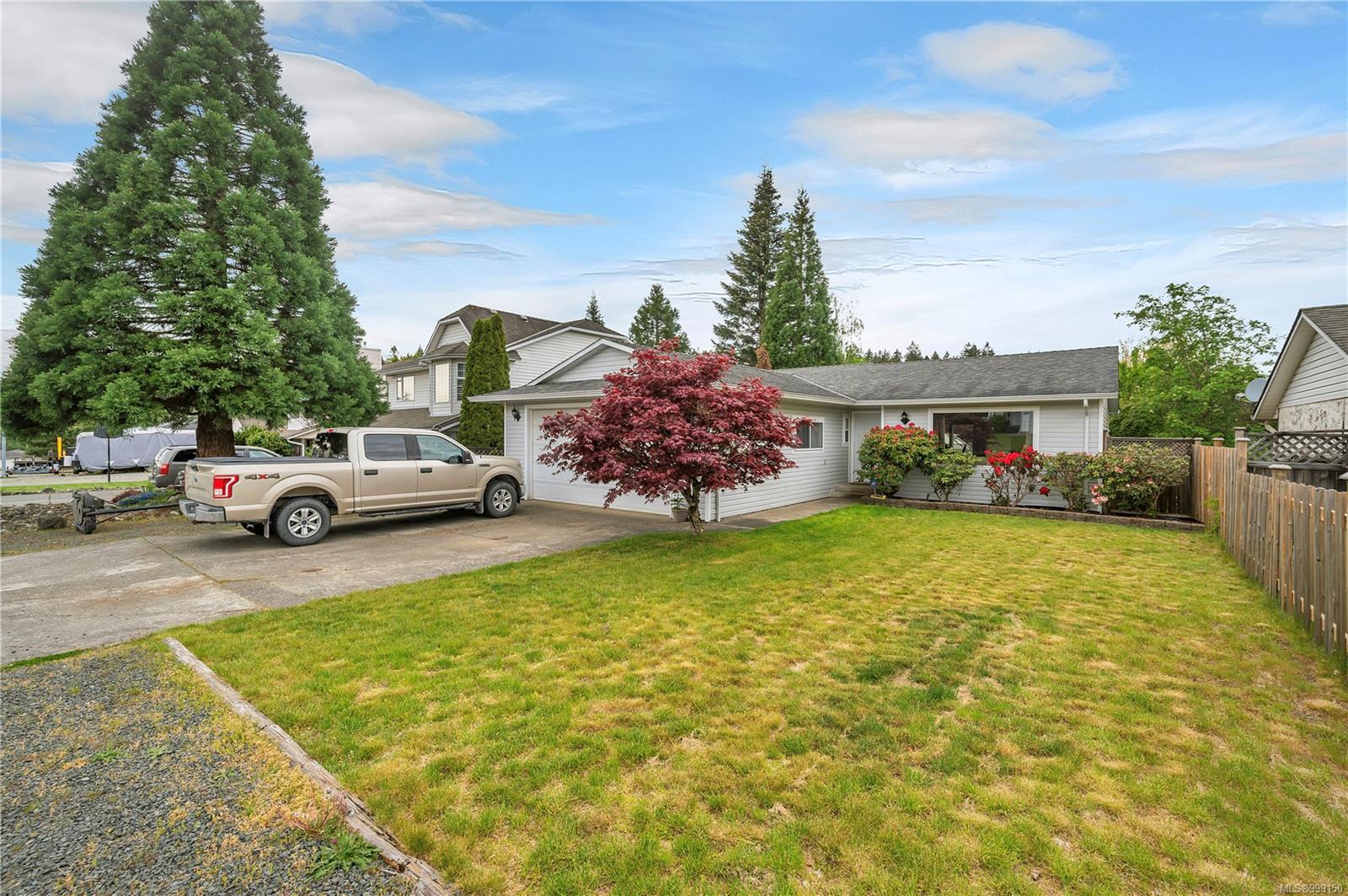 $609,900 - 885 Kit Cres<br>British Columbia, V9H 1P7
