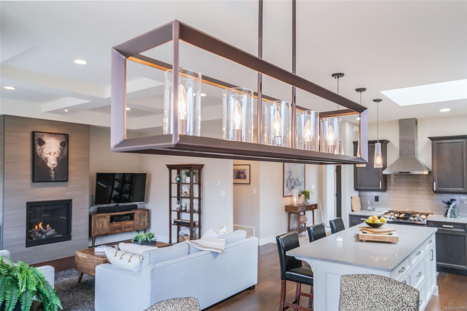 $1,075,000 - 275 Bramble St<br>British Columbia, V9P 0E4