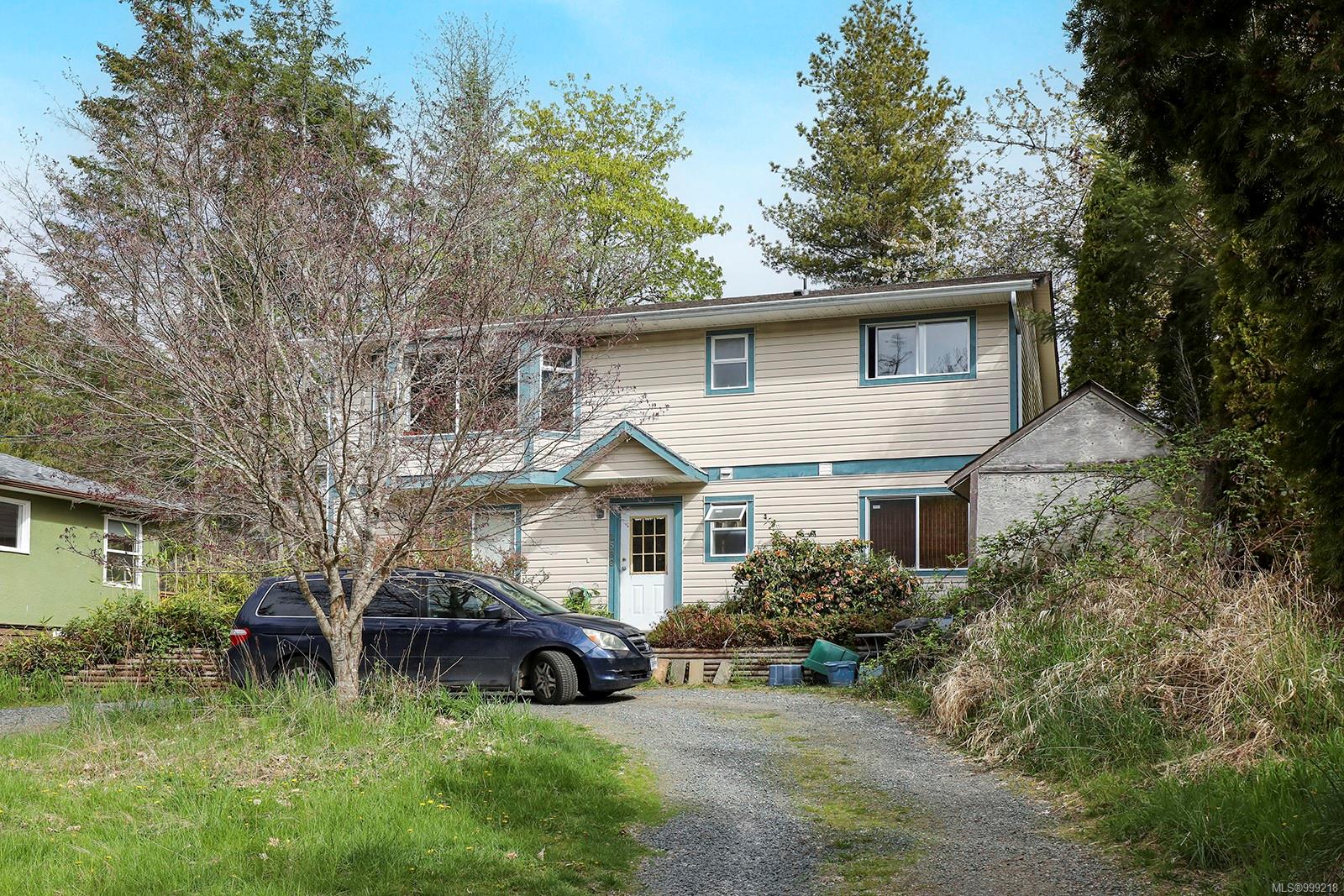 $649,900 - 2588 Maryport Ave<br>British Columbia, V0R 1S0