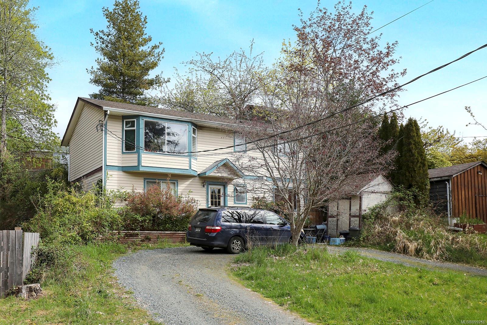$649,900 - 2588 Maryport Ave<br>British Columbia, V0R 1S0