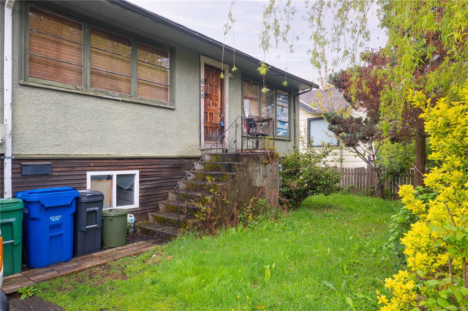 $459,900 - 626 Fourth St<br>British Columbia, V9R 1V3