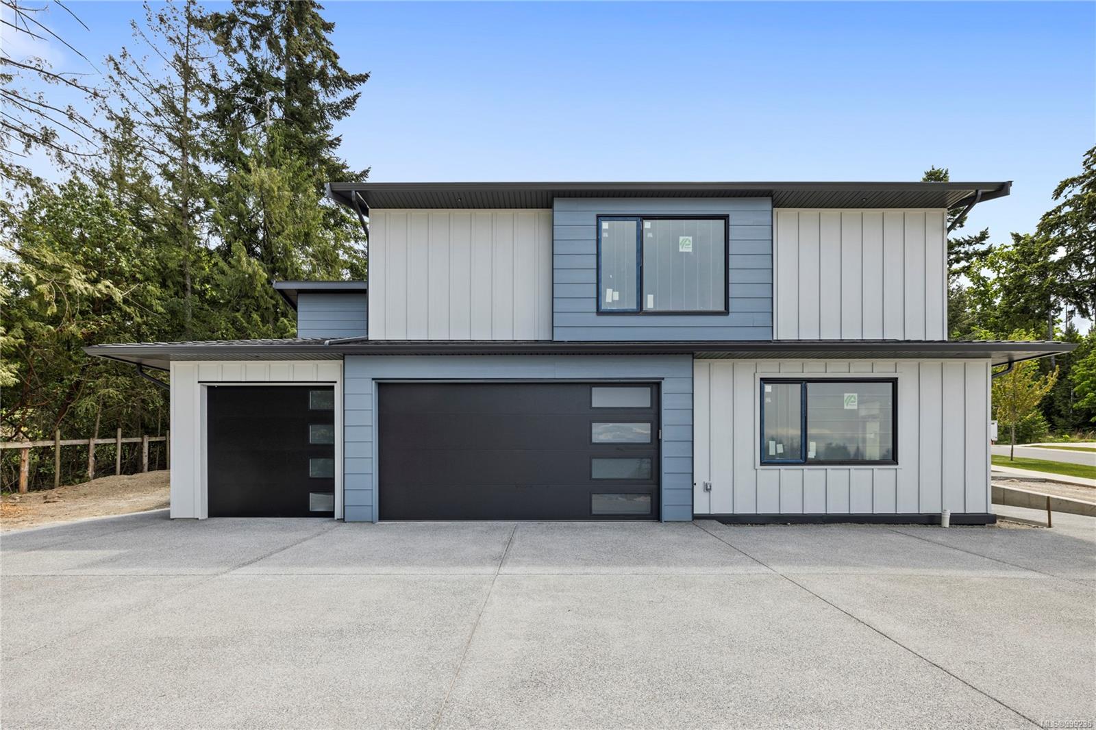 $1,599,000 - 6920 Shale Rd<br>British Columbia, V0R 2H0