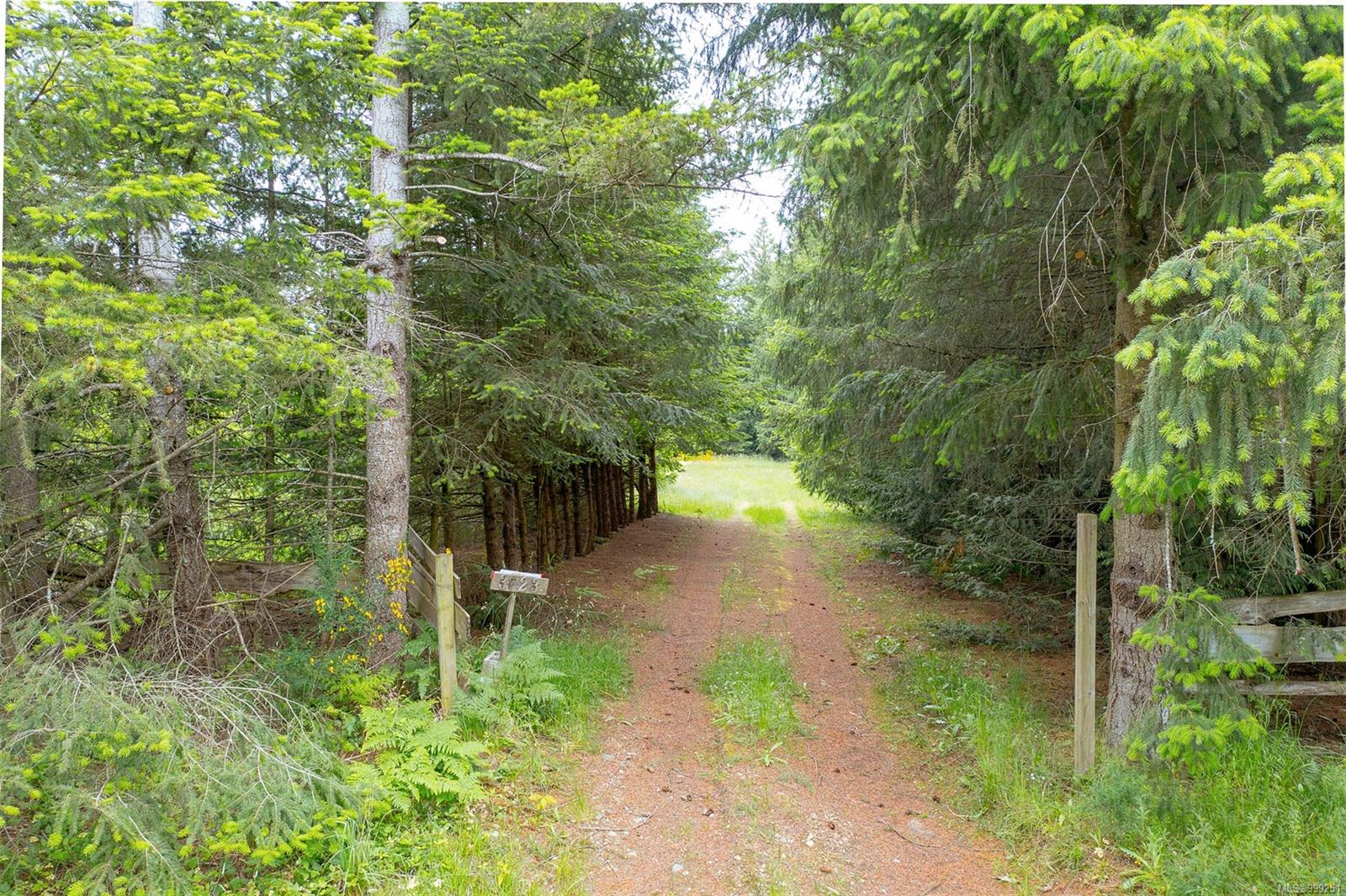 $699,000 - Lot 2 Kingburne Dr<br>British Columbia, V0R 1L5