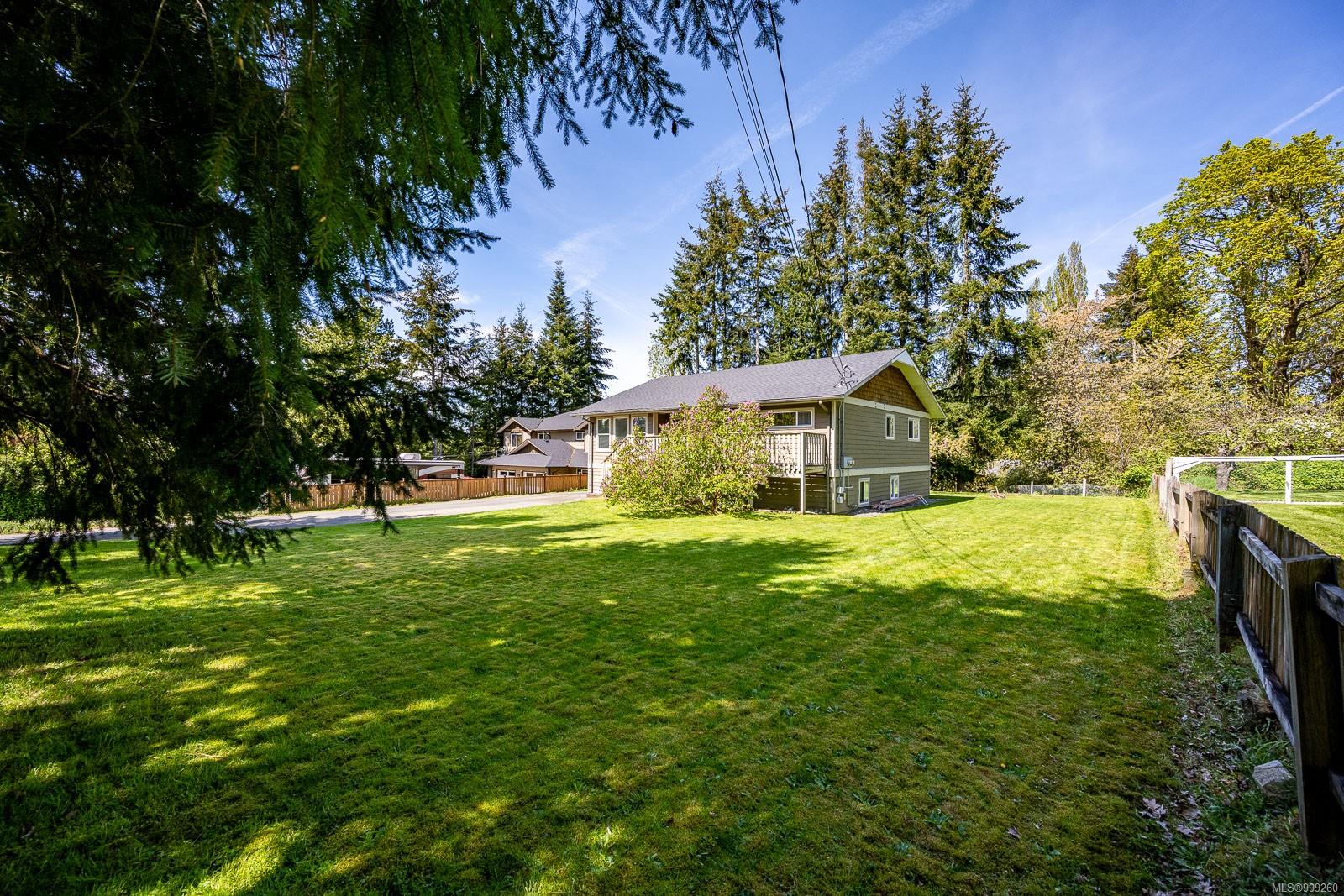 $787,000 - 780 Nicholls Rd<br>British Columbia, V9W 3P6