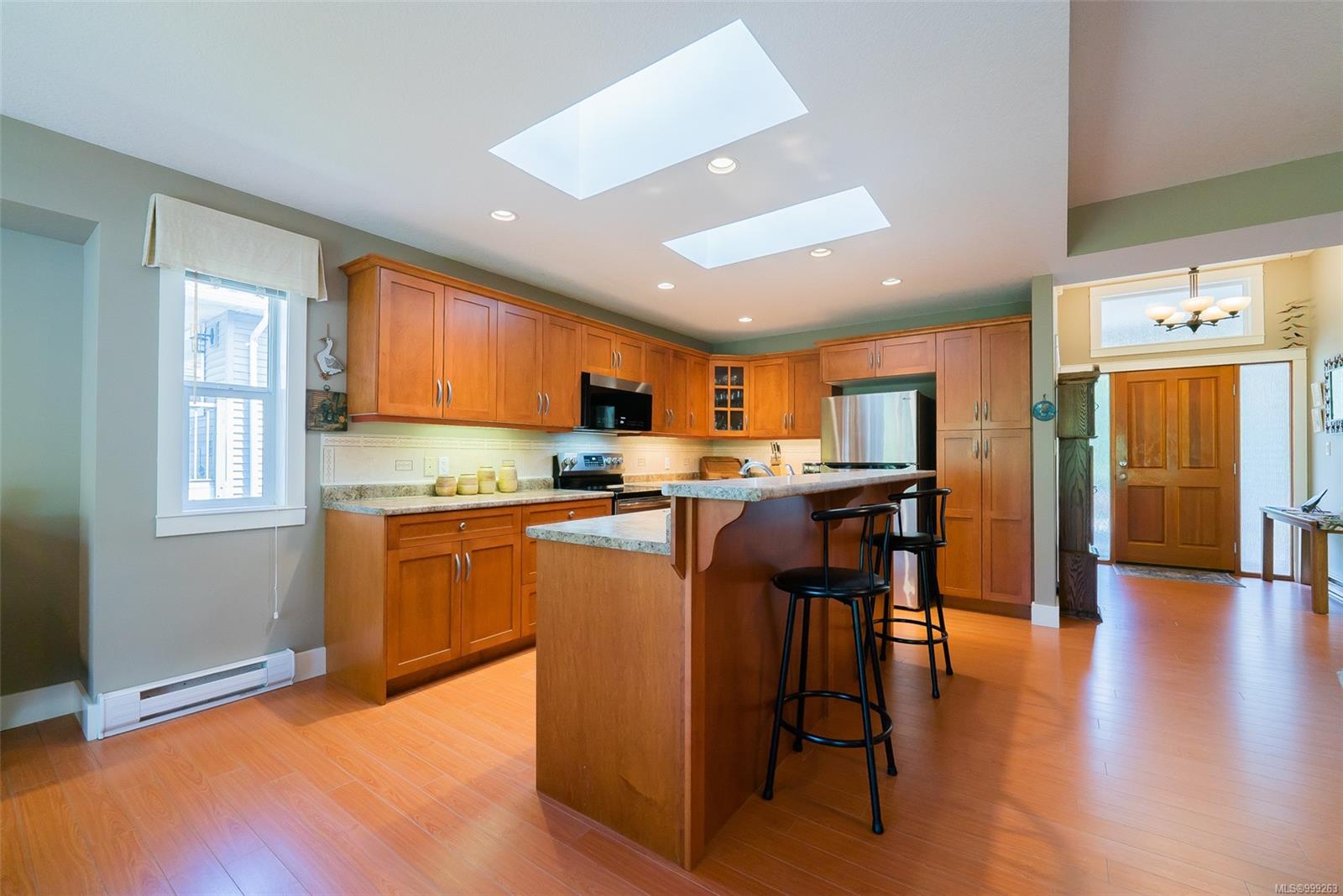 $849,900 - 2324 Dodds Rd<br>British Columbia, V9X 1Y3