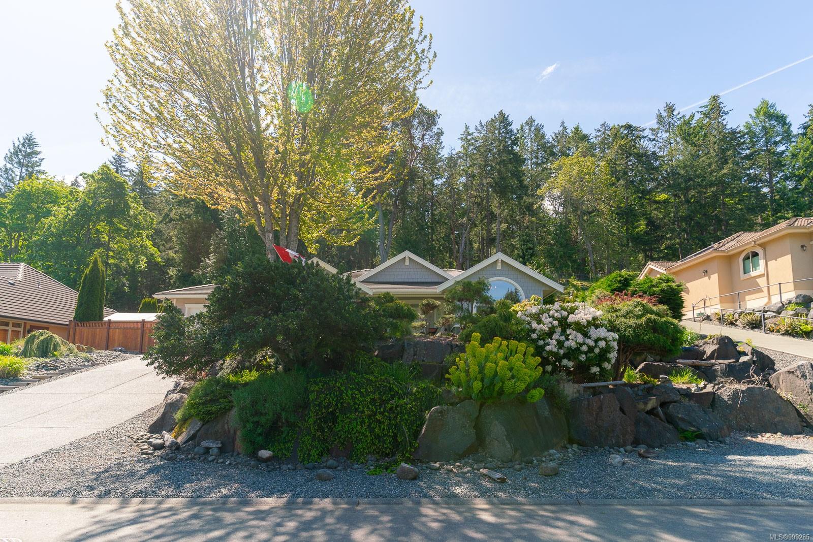 $1,274,900 - 2516 Andover Rd<br>British Columbia, V9P 9K5