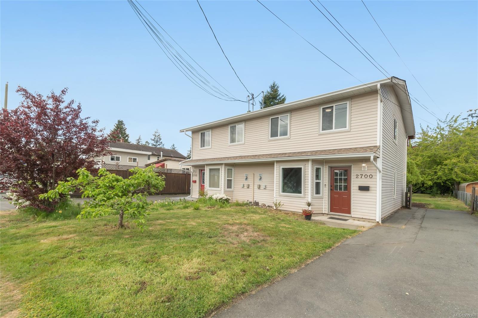 $725,000 - 2700 Claude Rd<br>British Columbia, V6B 3T6