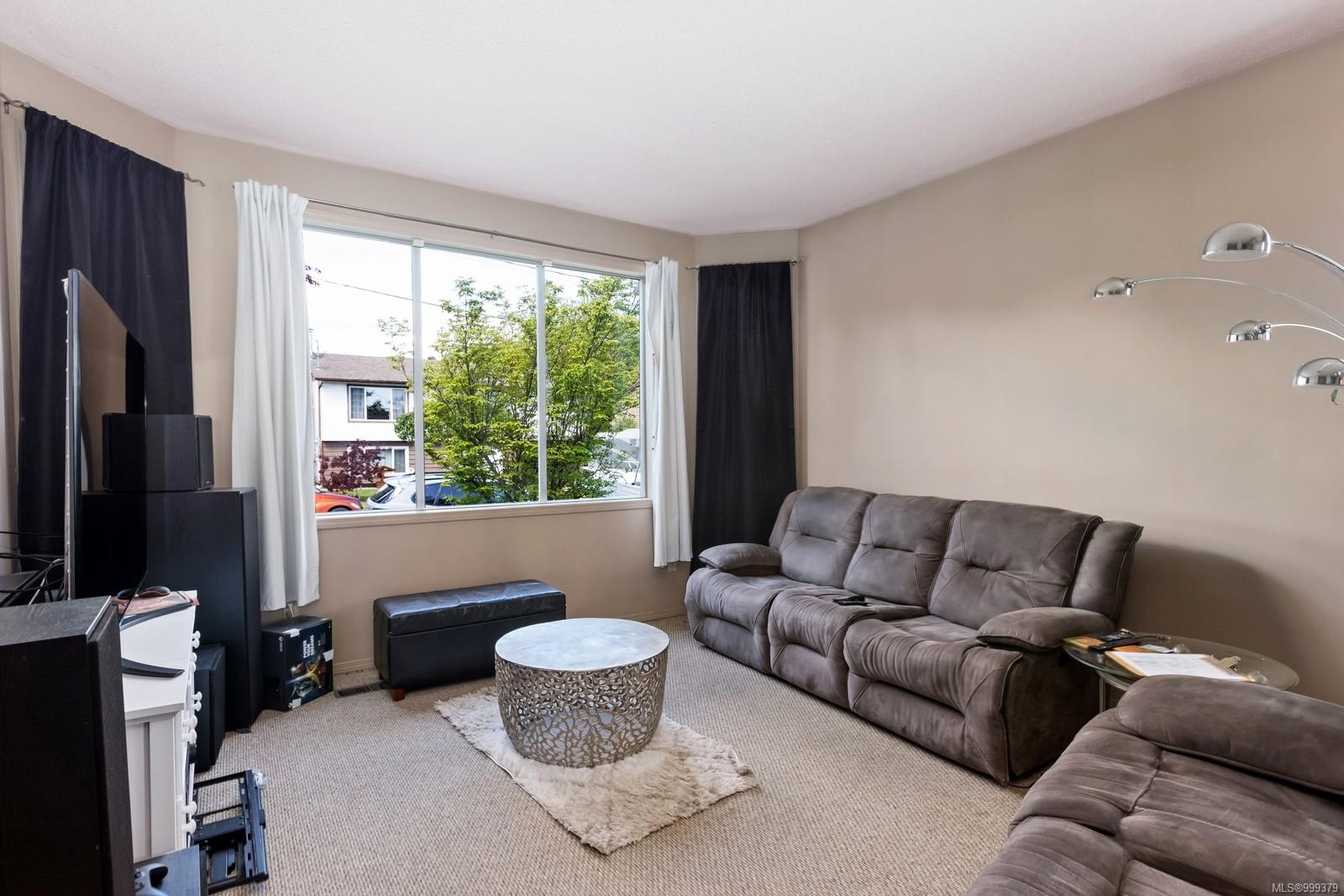 $659,000 - 8039 Spinnaker Dr<br>British Columbia, V0R 1R0