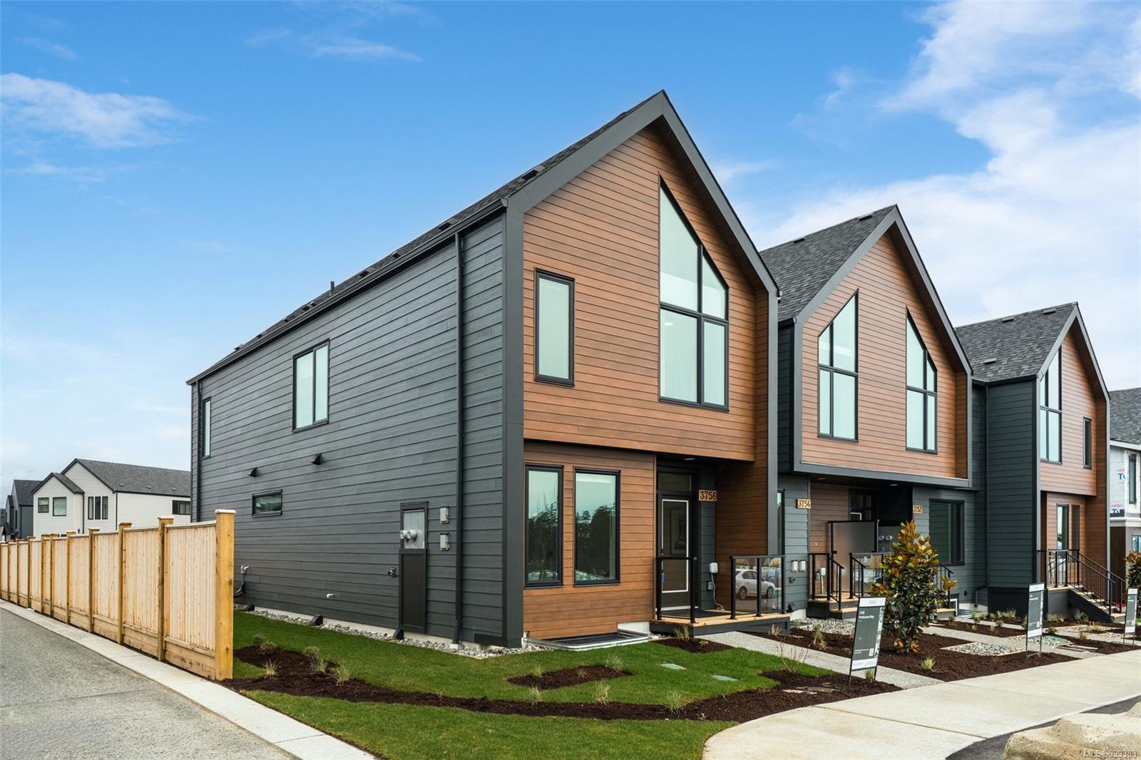 $1,124,900 - 3751 Producers Way<br>British Columbia, V9C 0S4