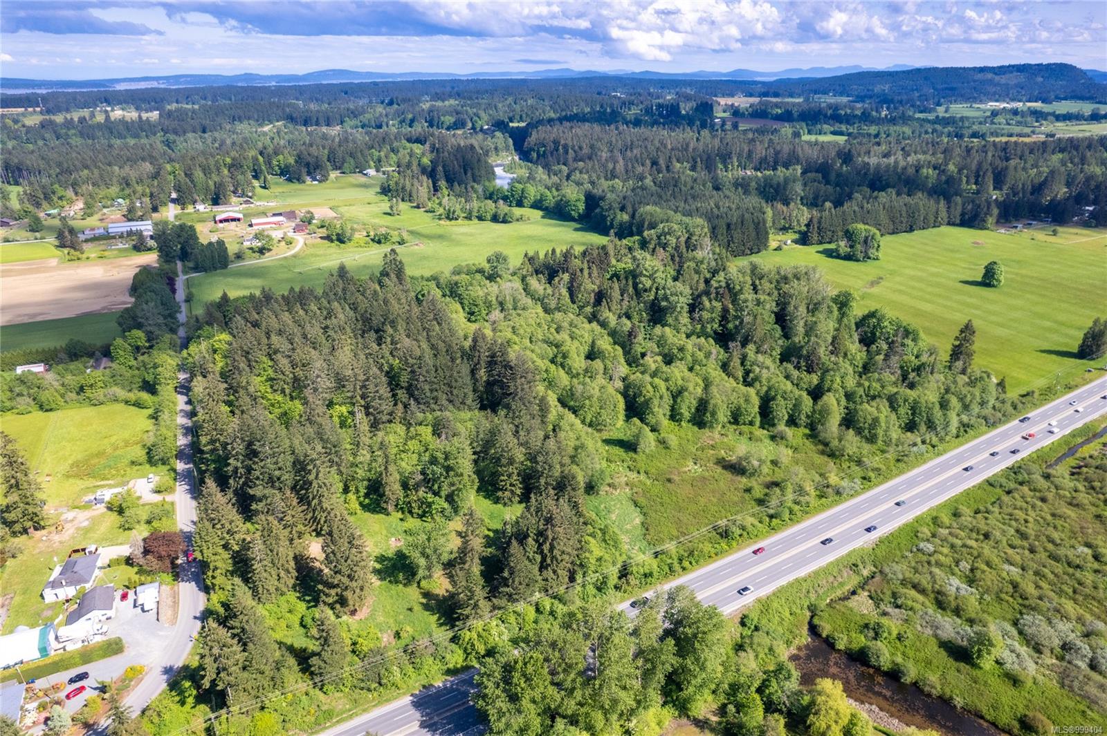 $1,199,000 - 1695 Thatcher Rd<br>British Columbia, V9X 1T3