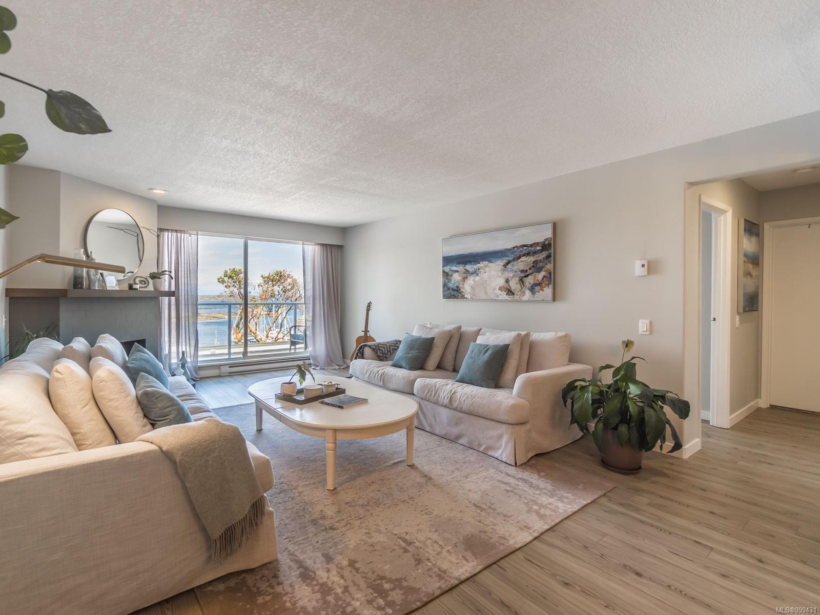 $475,000 - 3555 Outrigger Rd<br>British Columbia, V9P 9K1