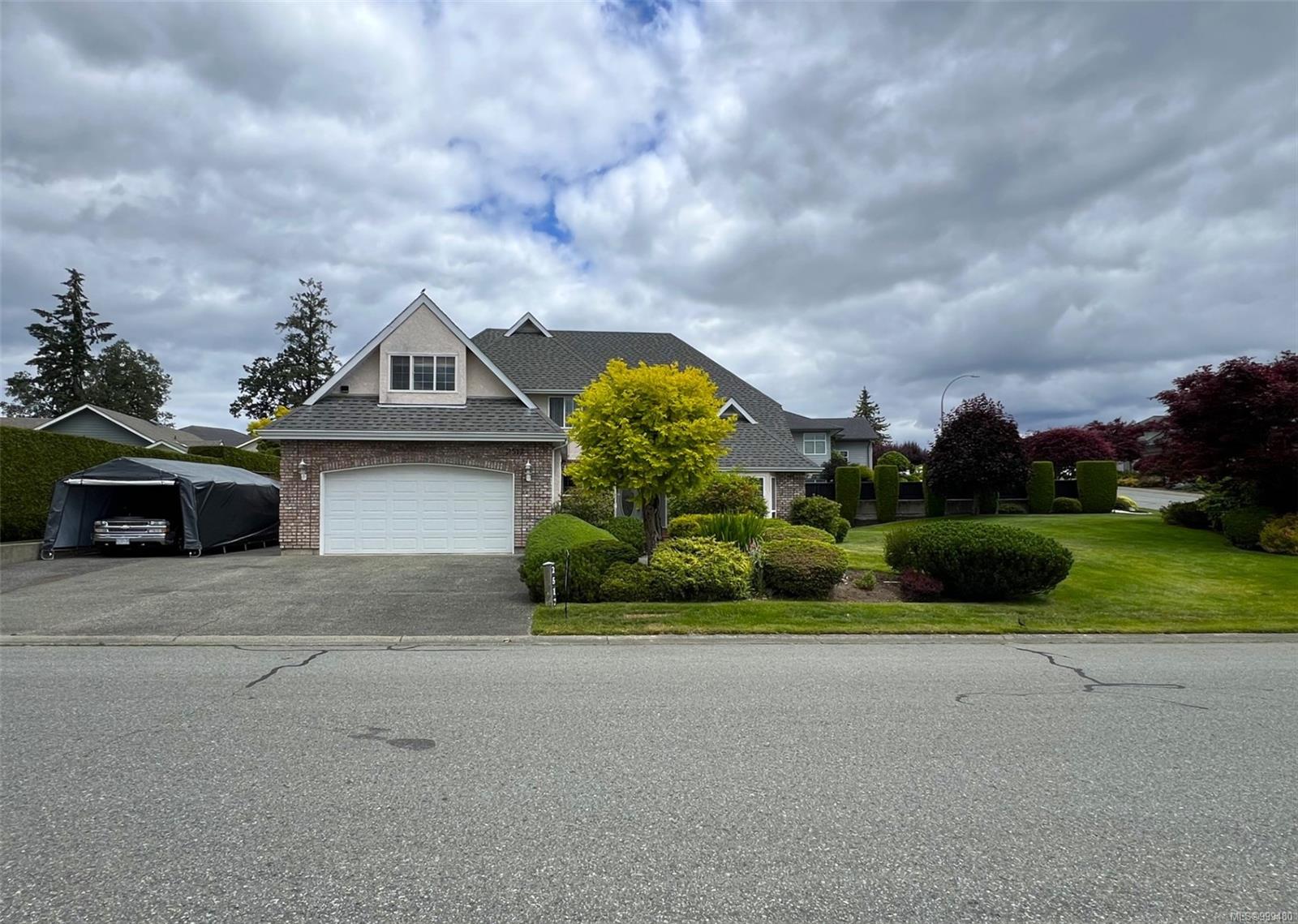 $997,500 - 2517 Trillium Terr<br>British Columbia, V9L 5J7