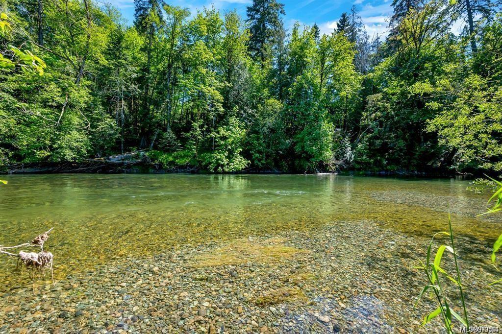 $2,795,000 - 8045/56 Greendale Rd<br>British Columbia, V0R 2G0