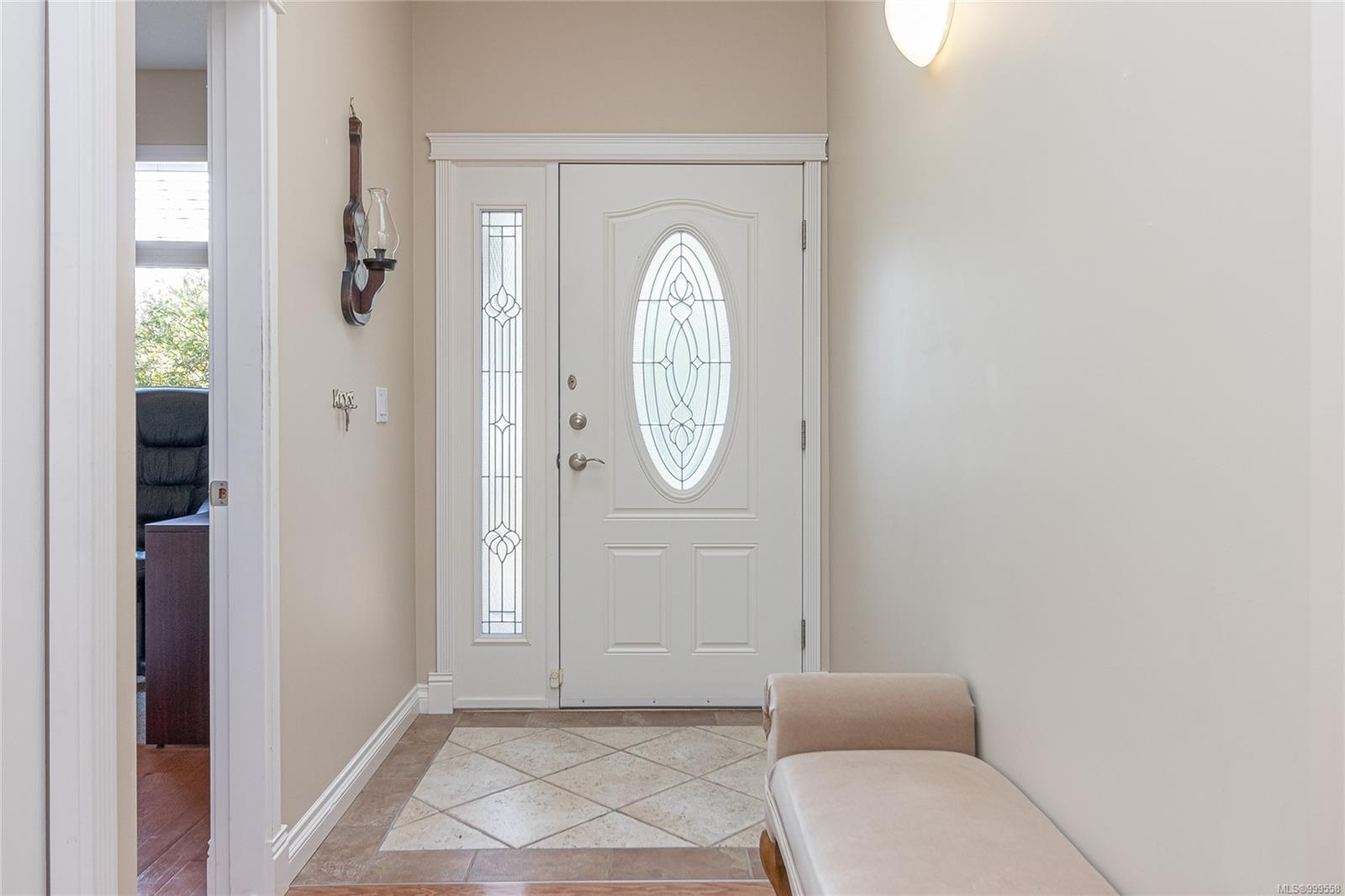 $728,900 - 730 Barclay Cres<br>British Columbia, V9P 2Z3