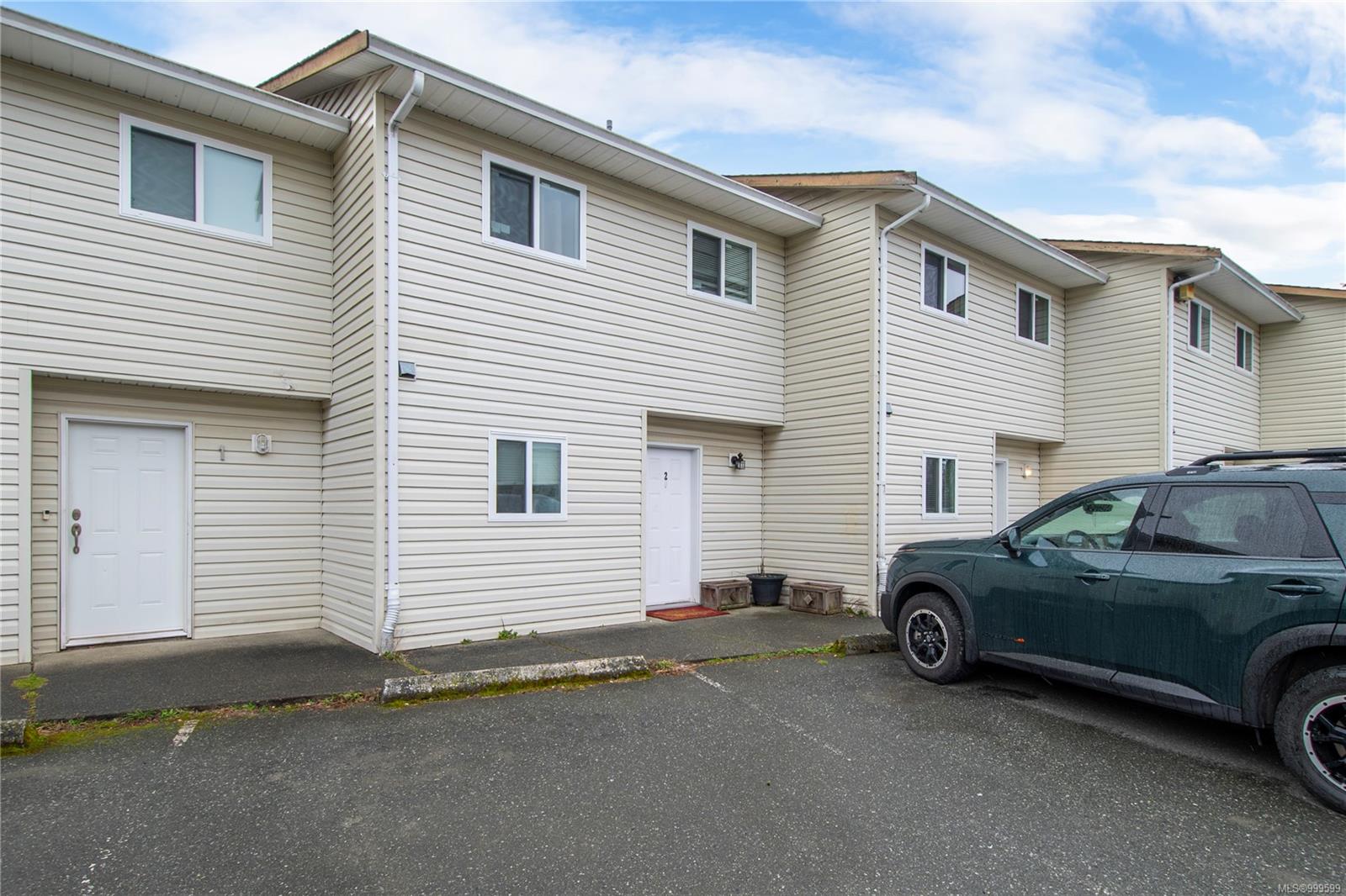 $352,000 - 704 7th Ave<br>British Columbia, V9W 4A4