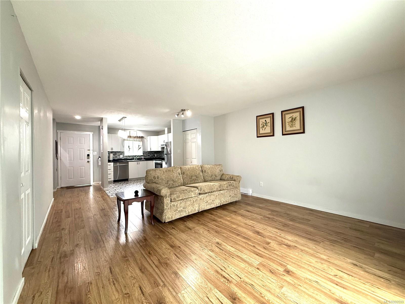 $352,000 - 704 7th Ave<br>British Columbia, V9W 4A4