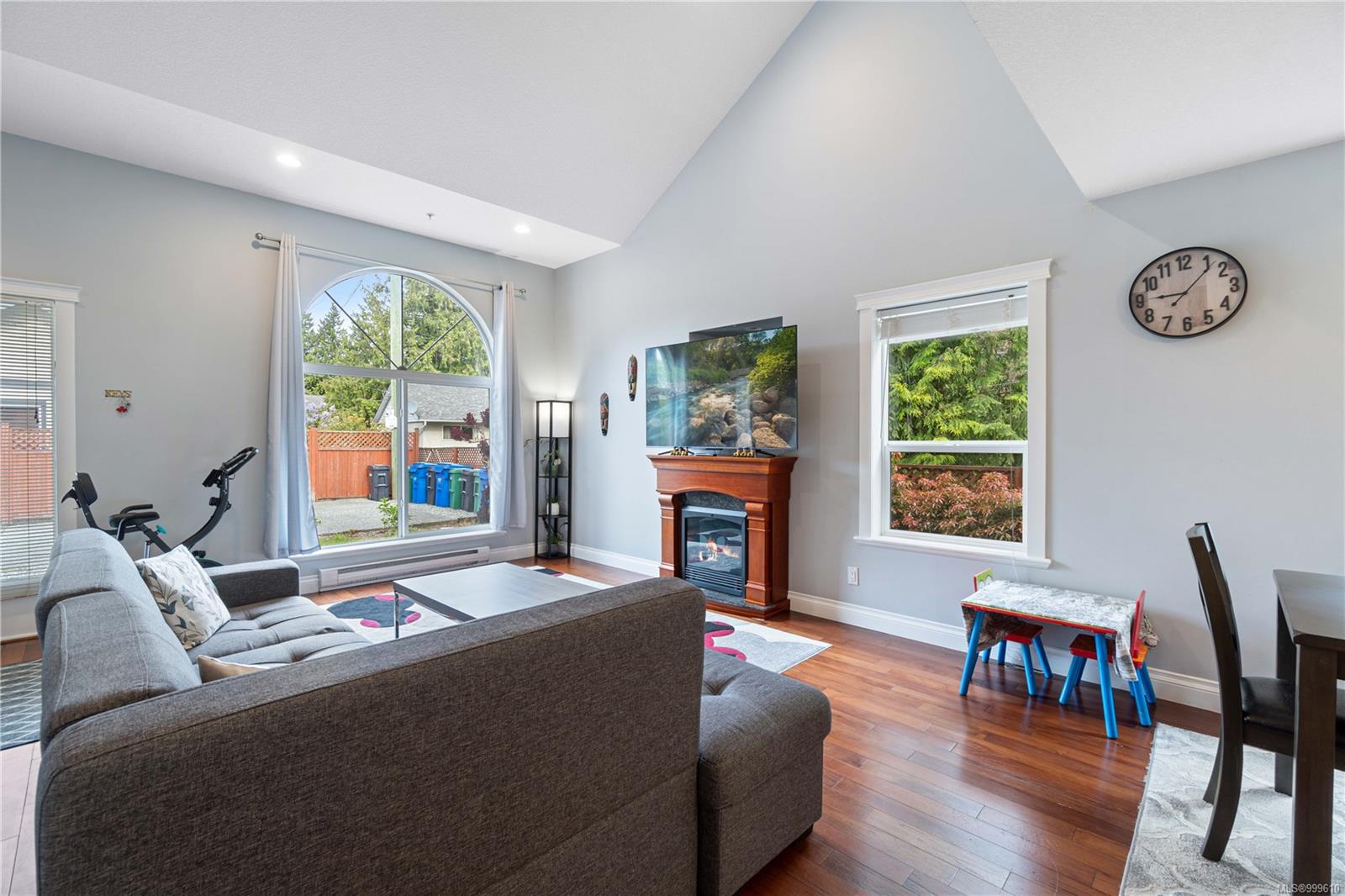 $649,000 - 5545 Turner Rd<br>British Columbia, V9T 5M4