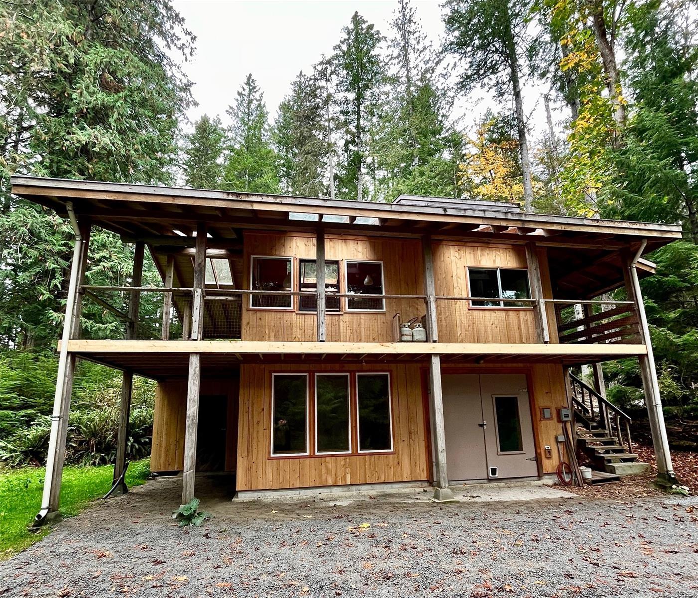 $618,000 - 421 Whaletown Rd<br>British Columbia, V0P 1Z0