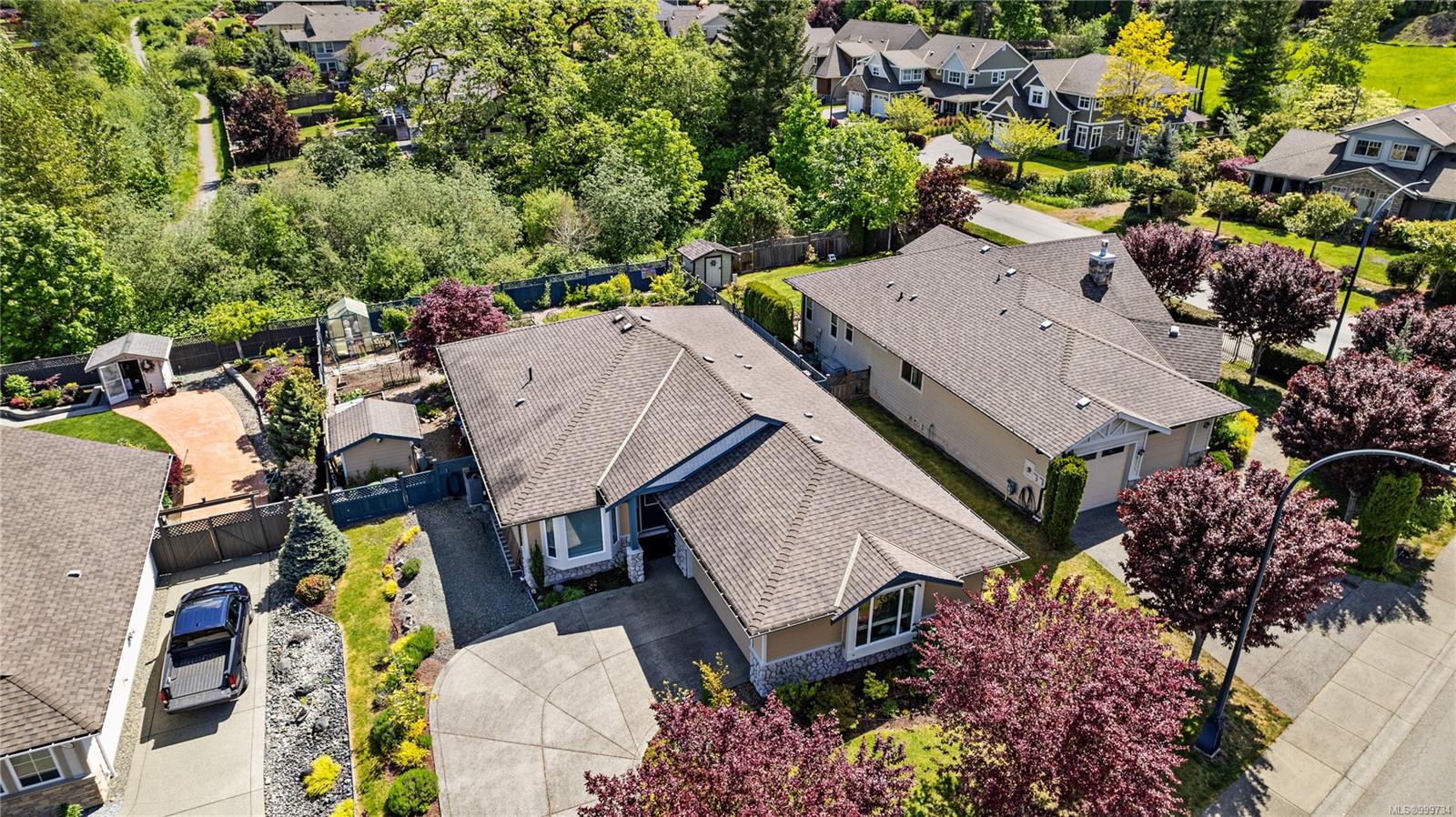 $879,000 - 6317 Trumpeter Close<br>British Columbia, V9L 0B8