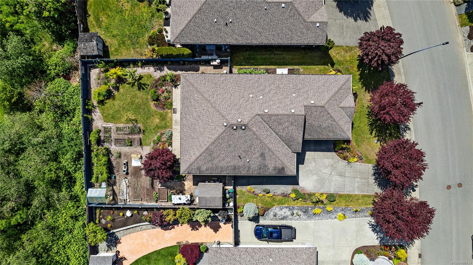 $879,000 - 6317 Trumpeter Close<br>British Columbia, V9L 0B8