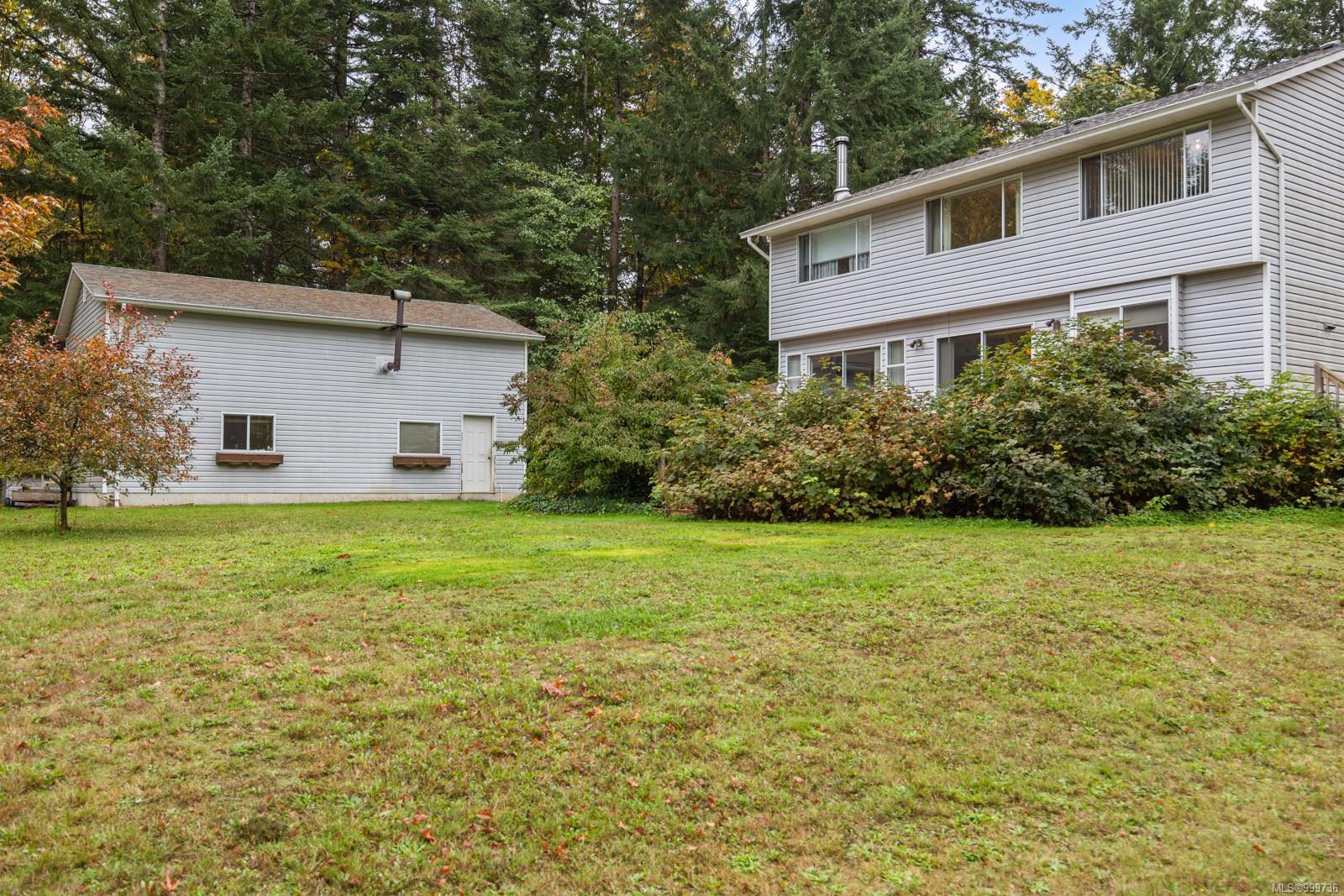 $1,450,000 - 5910 Sea Terrace Rd<br>British Columbia, V9J 1W1