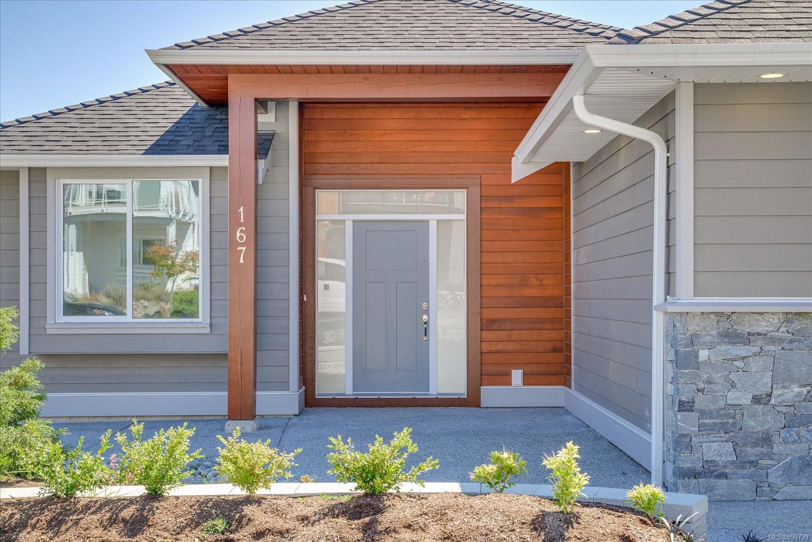 $1,299,000 - 167 Golden Oaks Cres<br>British Columbia, V9T 0K8