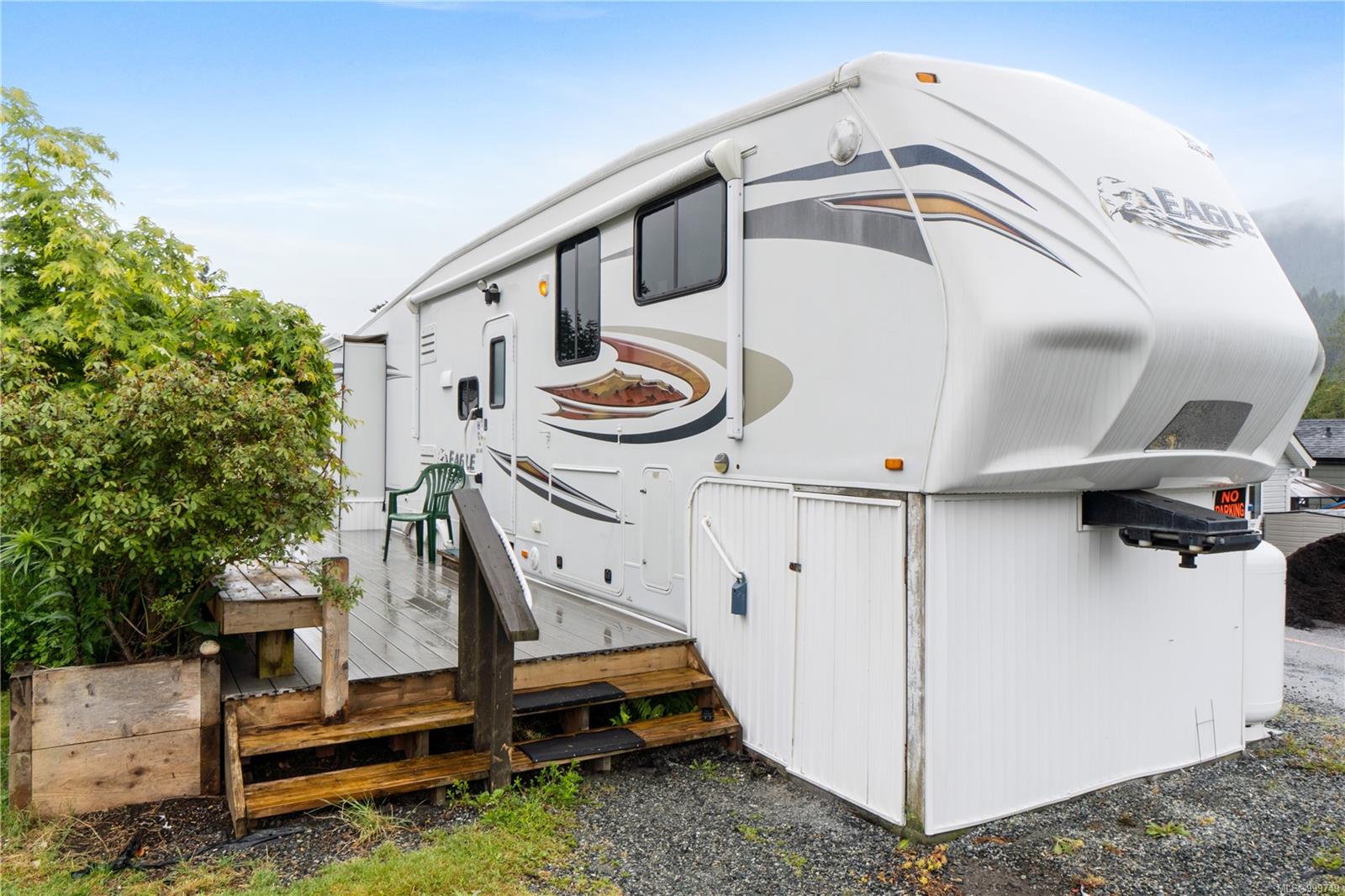 $305,000 - 2139 Nimpkish Lake Way<br>British Columbia, V9S 0A4