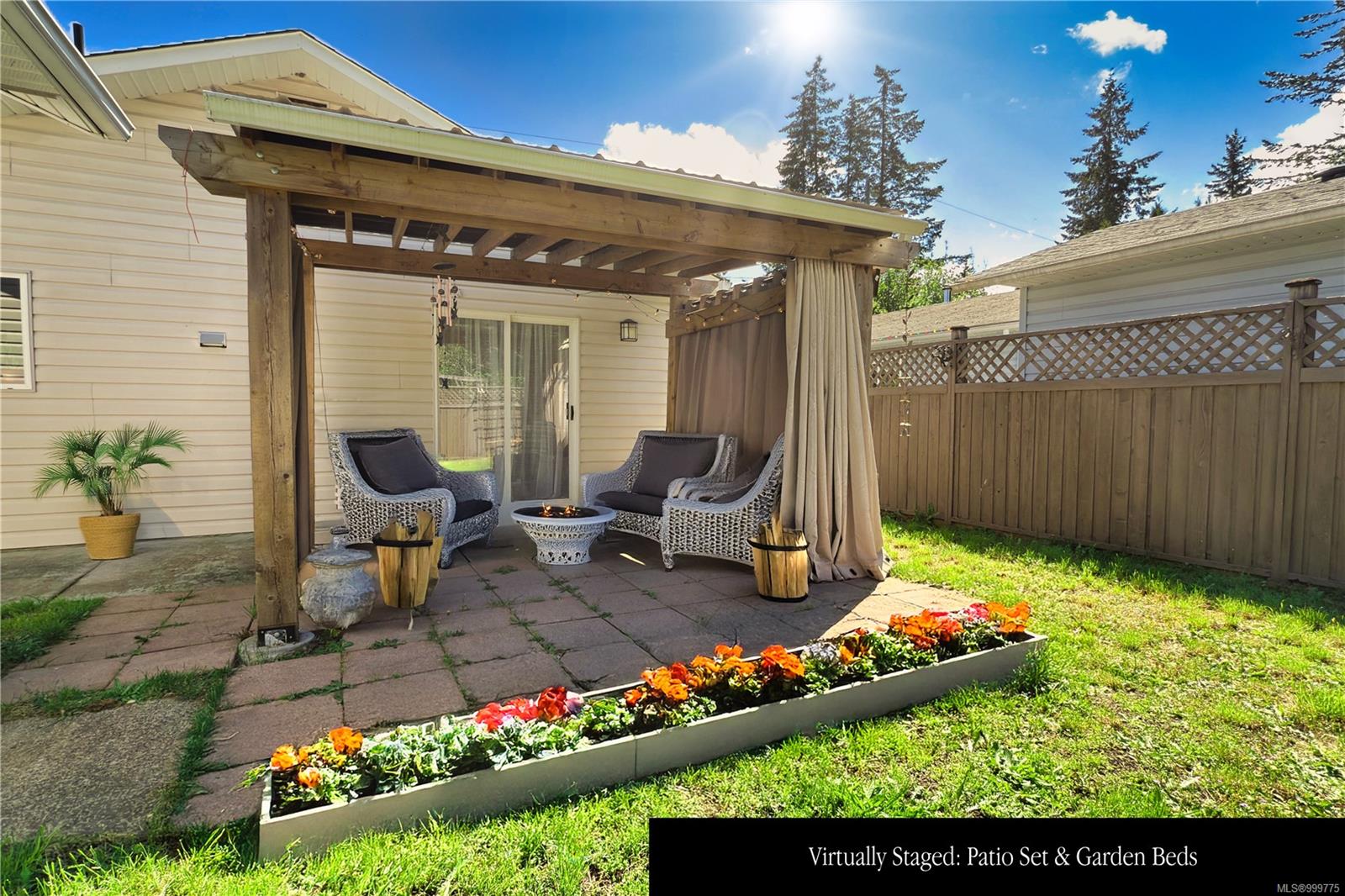$528,000 - 1251 Westurne Heights Rd<br>British Columbia, V9K 2S9