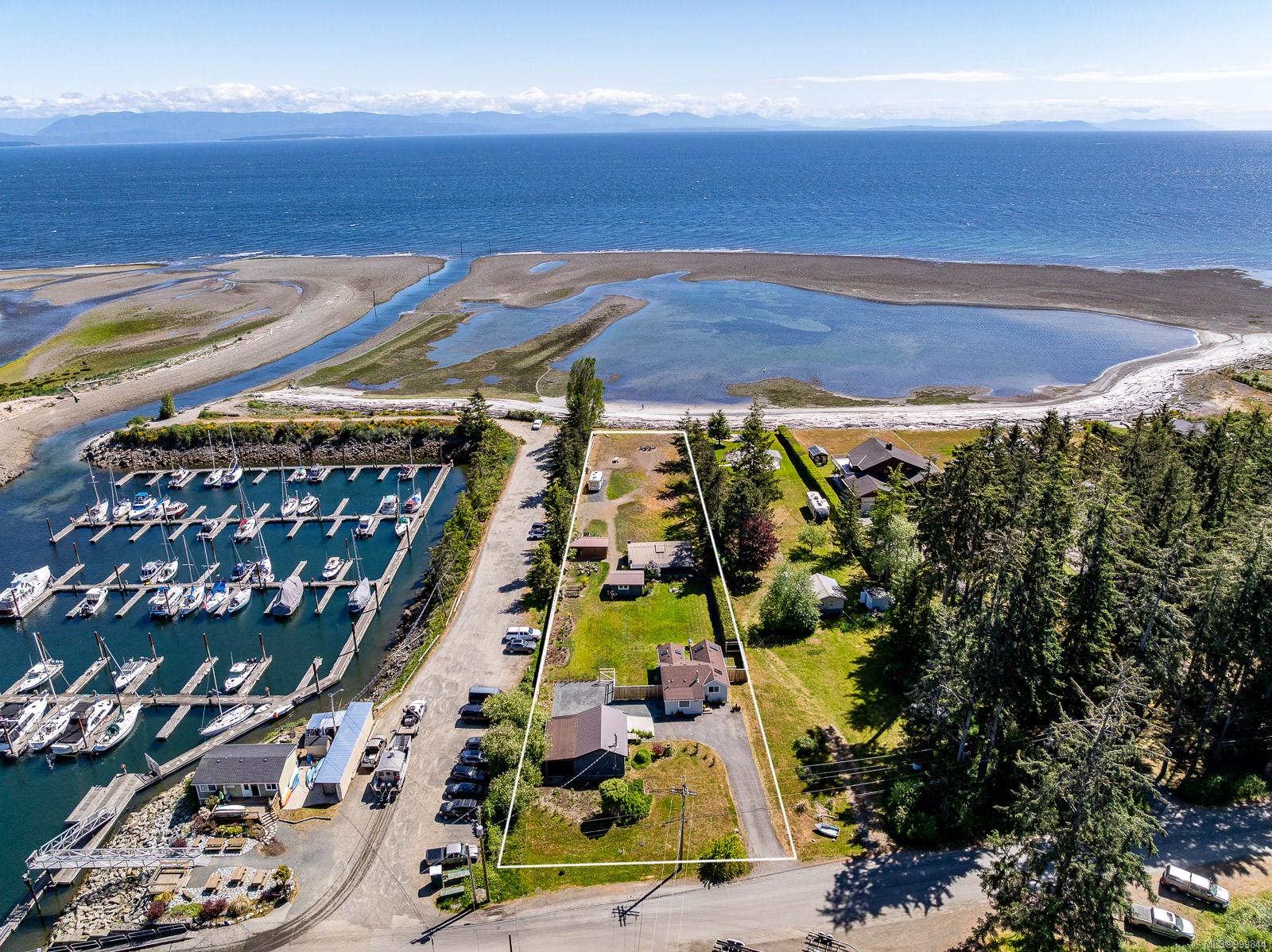 $1,425,000 - 9074 CLARKSON Ave<br>British Columbia, V9J 1B3
